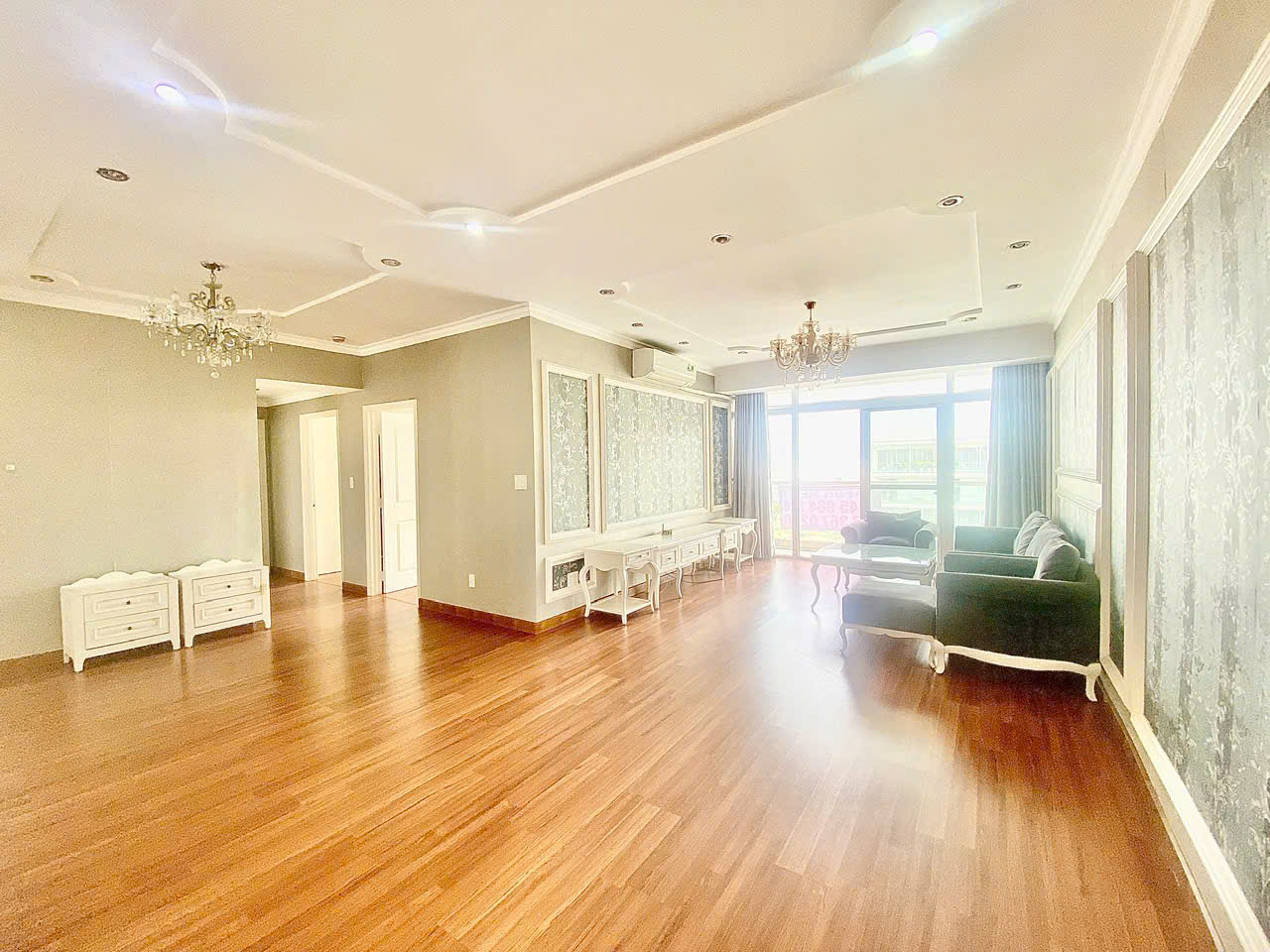 Cho thuê căn hộ Garden Court, Phú Mỹ Hưng, Quận 7 view kênh đào đầy đủ nội thất 2