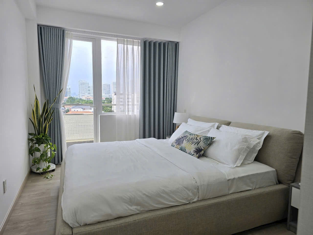 Bán căn hộ Garden Plaza Phú Mỹ Hưng, Quận 7 nhà đẹp có 3 phòng ngủ 2