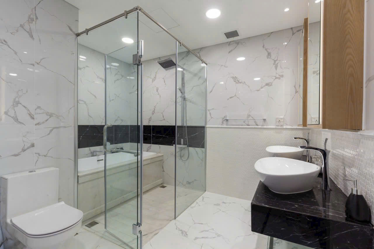 Cho thuê căn hộ tòa Golden House Sunwah Pearl, Quận Bình Thạnh có 3 phòng ngủ view sông Sài Gòn 3
