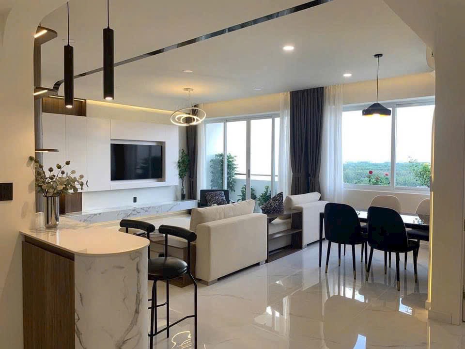 Bán căn hộ Grand View B Phú Mỹ Hưng, Quận 7 có 3 phòng ngủ lầu cao view sông 3