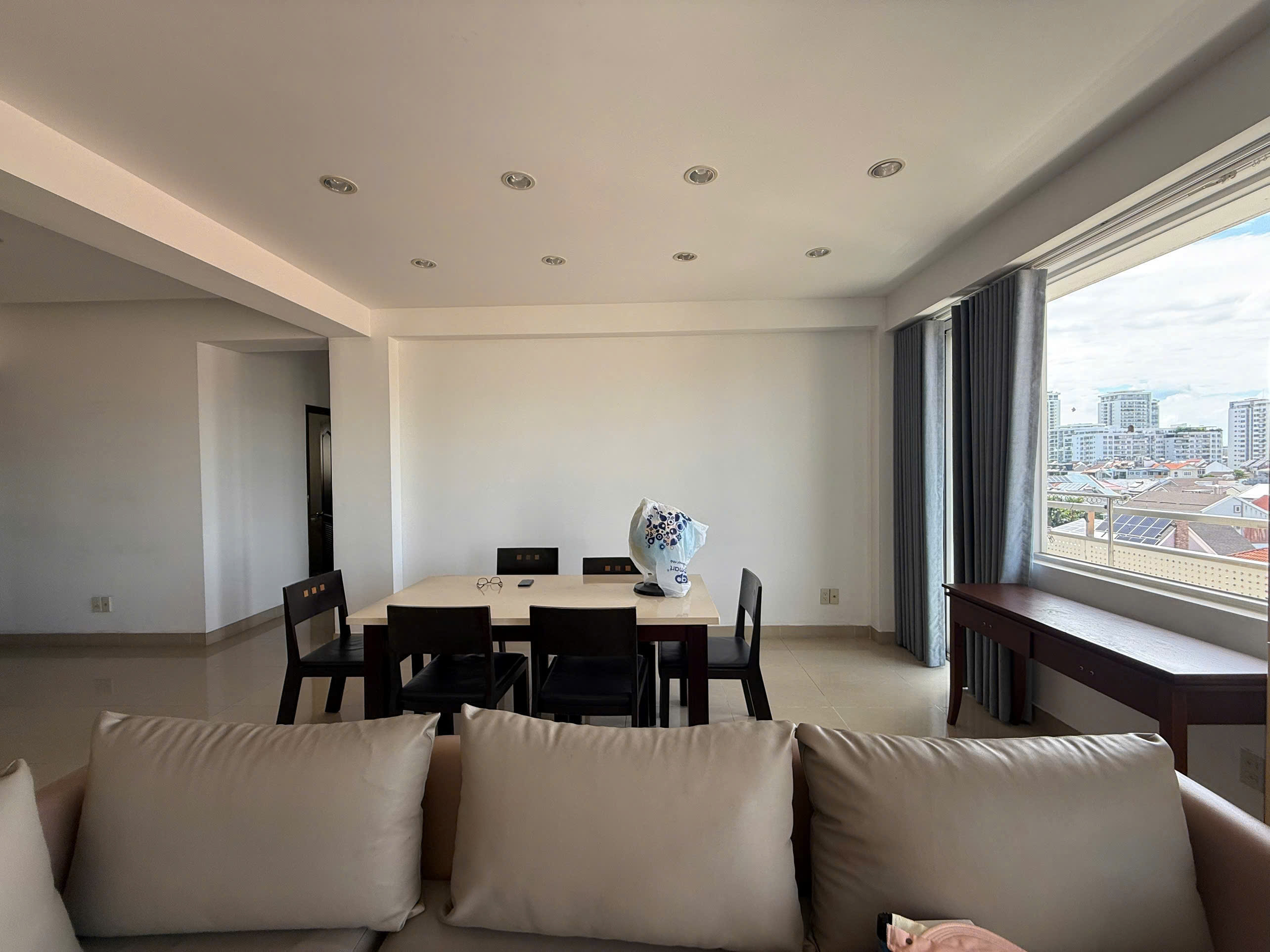 Bán căn hộ Grand View D Phú Mỹ Hưng thiết kế 3 phòng ngủ, lầu 6 – 146m2 9