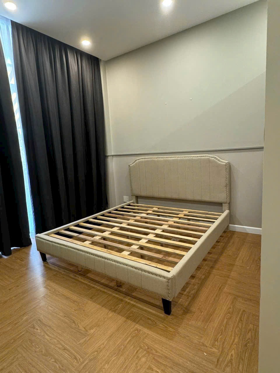 Cho thuê căn hộ Grand View D Phú Mỹ Hưng, Quận 7 có 3 phòng ngủ, ban công rộng 4