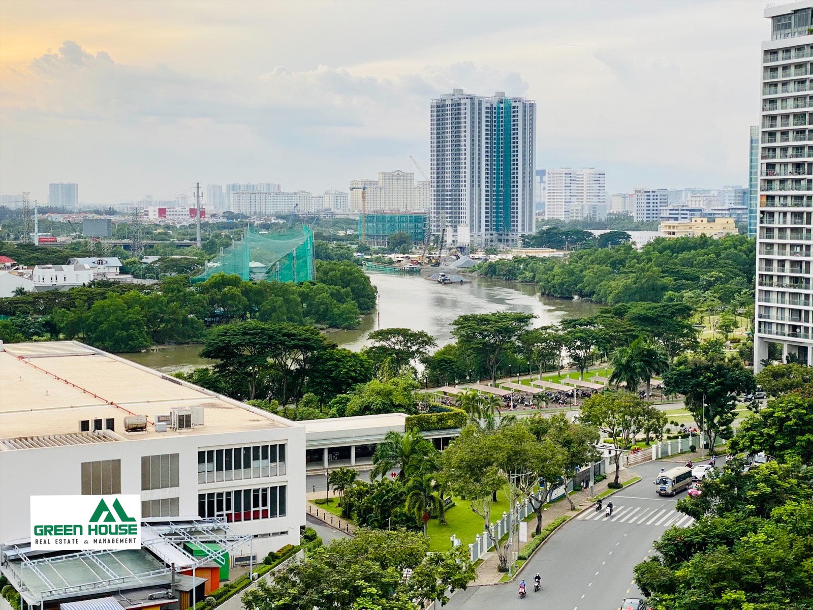 CHO THUÊ CĂN HỘ CAO CẤP GRANDVIEW PHÚ MỸ HƯNG 1