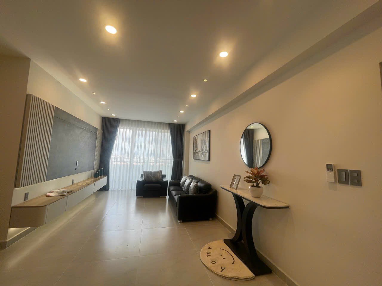 Grand View apartment for rent in Phu My Hung, District 7, new house with 3 bedrooms, high floor 3