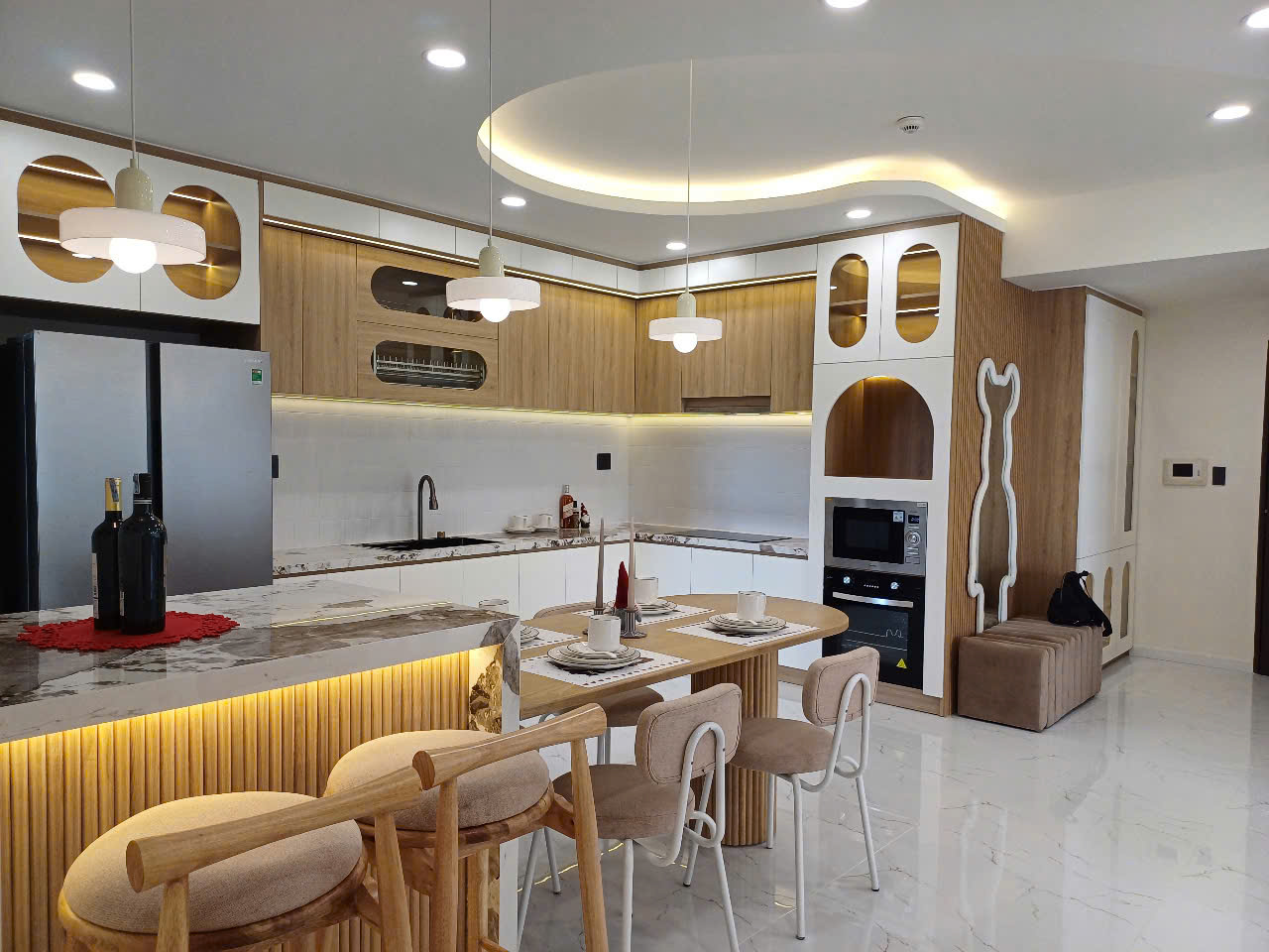 Cho thuê căn hộ Green View Phú Mỹ Hưng, Quận 7 nhà đẹp có 3 phòng ngủ view biệt thự, lầu 9 5