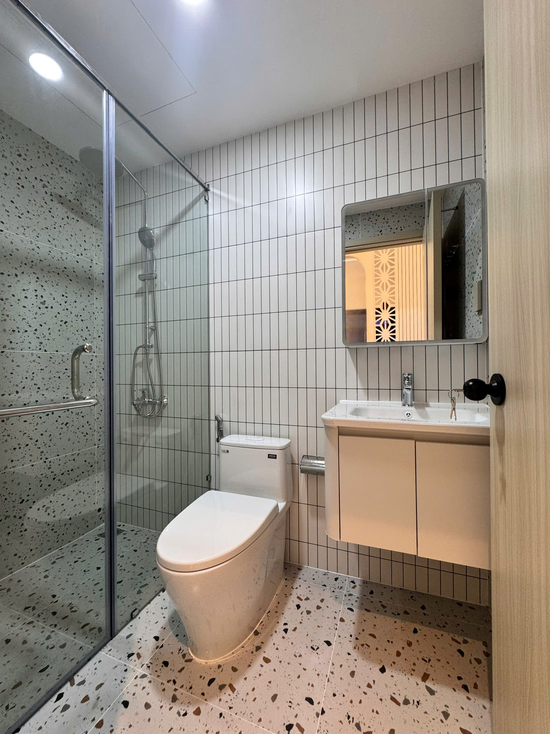 Bán căn hộ Hưng Vượng 2 Phú Mỹ Hưng, Quận 7 căn góc có 2 phòng ngủ view thoáng, lầu 8 – 76m2 3