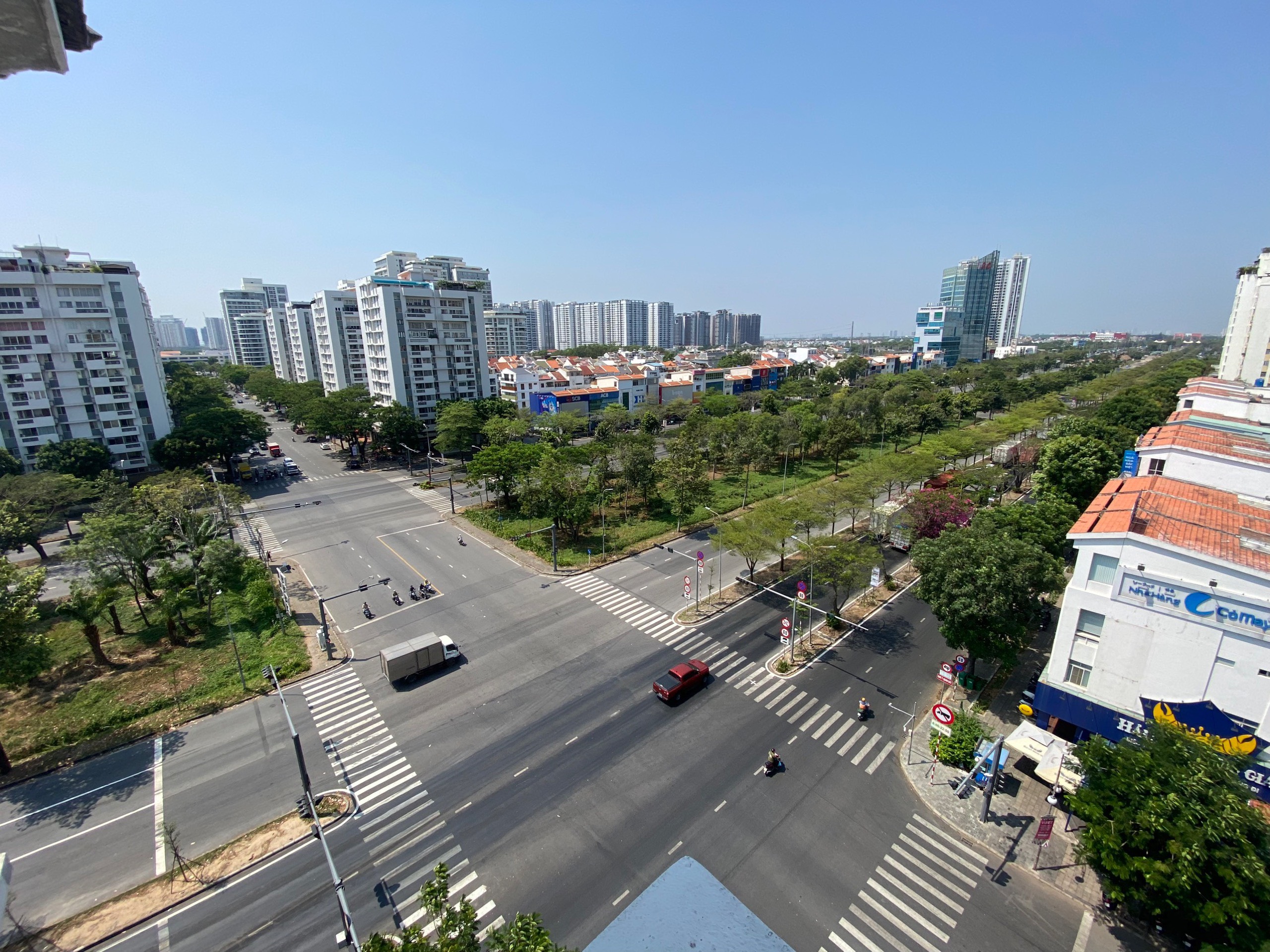 Bán căn hộ Hưng Vượng Phú Mỹ Hưng, Quận 7 căn duplex có 3 phòng ngủ lầu cao 2