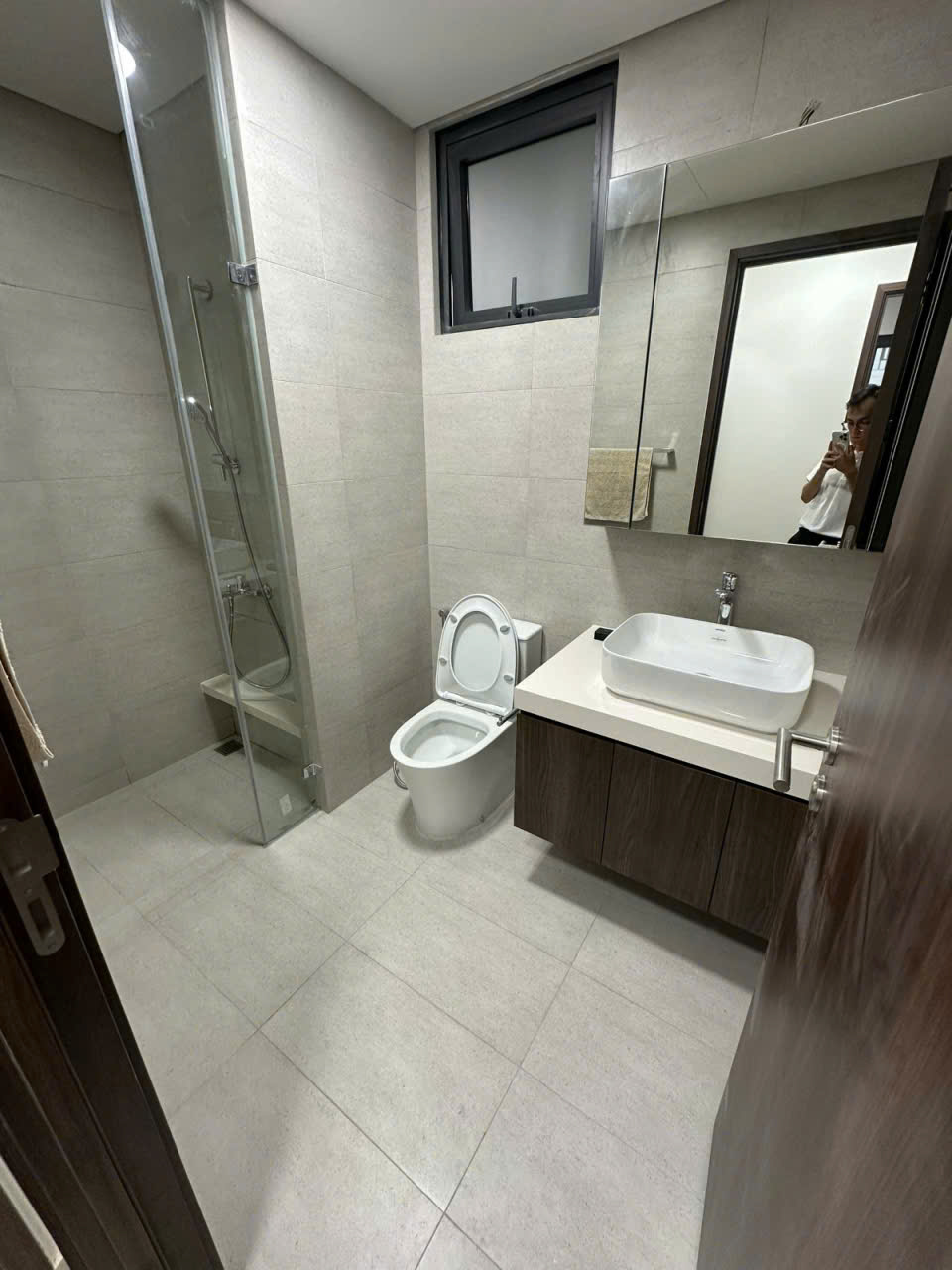 Cho thuê căn hộ The Infiniti Riviera Point, Quận 7 có 2 phòng ngủ nội thất cơ bản, lầu 23 – 84m2 6