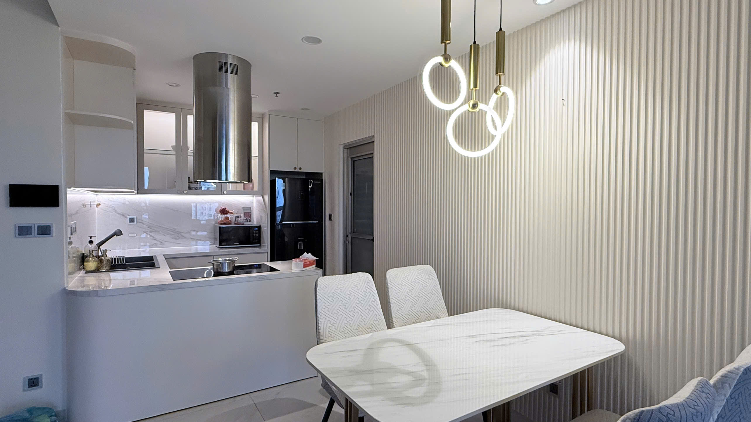 Cho thuê căn hộ Midtown M7 Phú Mỹ Hưng, Quận 7 căn góc thiết kế 2 phòng ngủ, lầu cao – 85m2 2