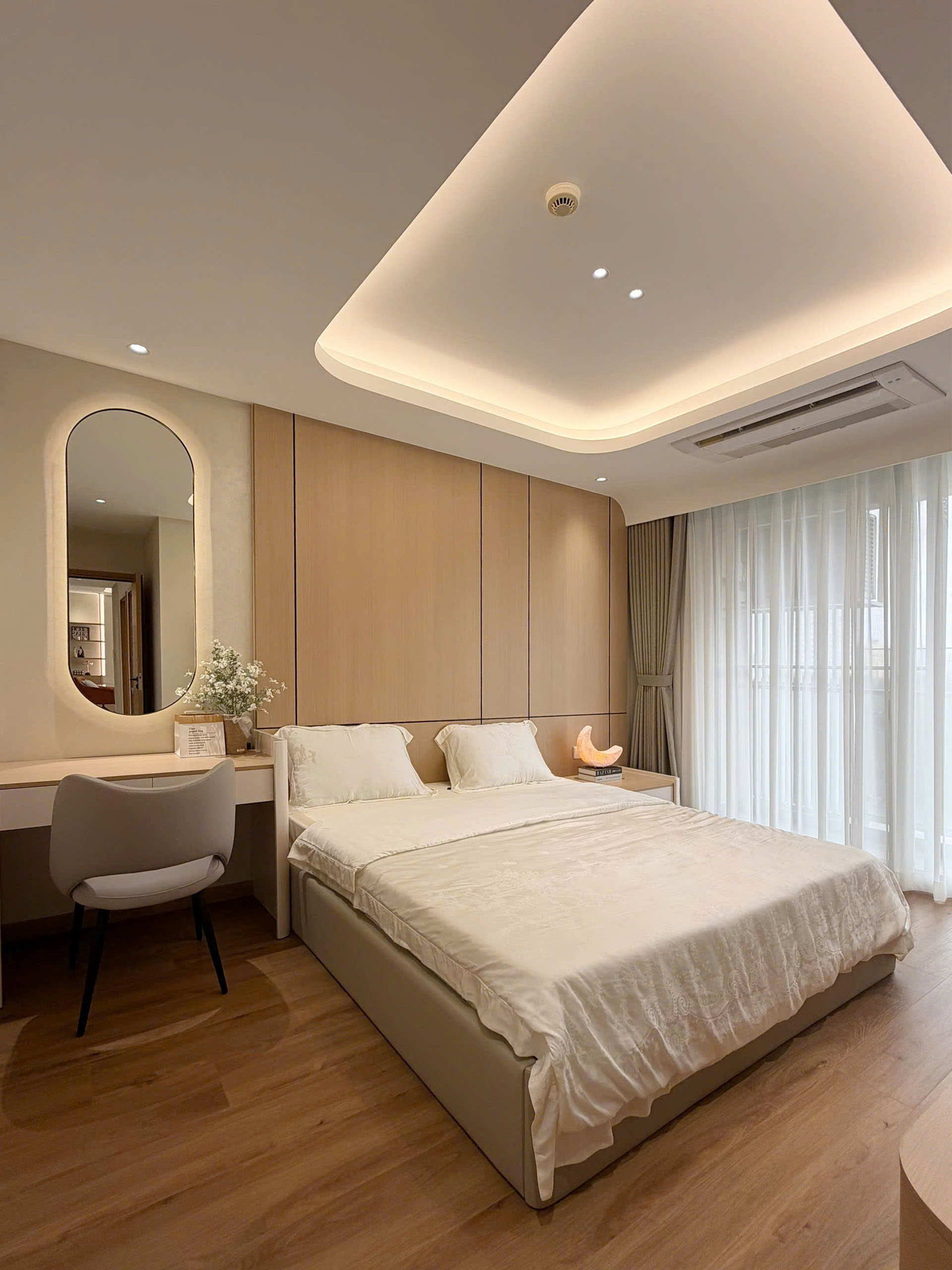 Bán hoặc cho thuê căn hộ Midtown Phú Mỹ Hưng thiết kế 3 phòng ngủ view sông lầu 6 – 121m2 9