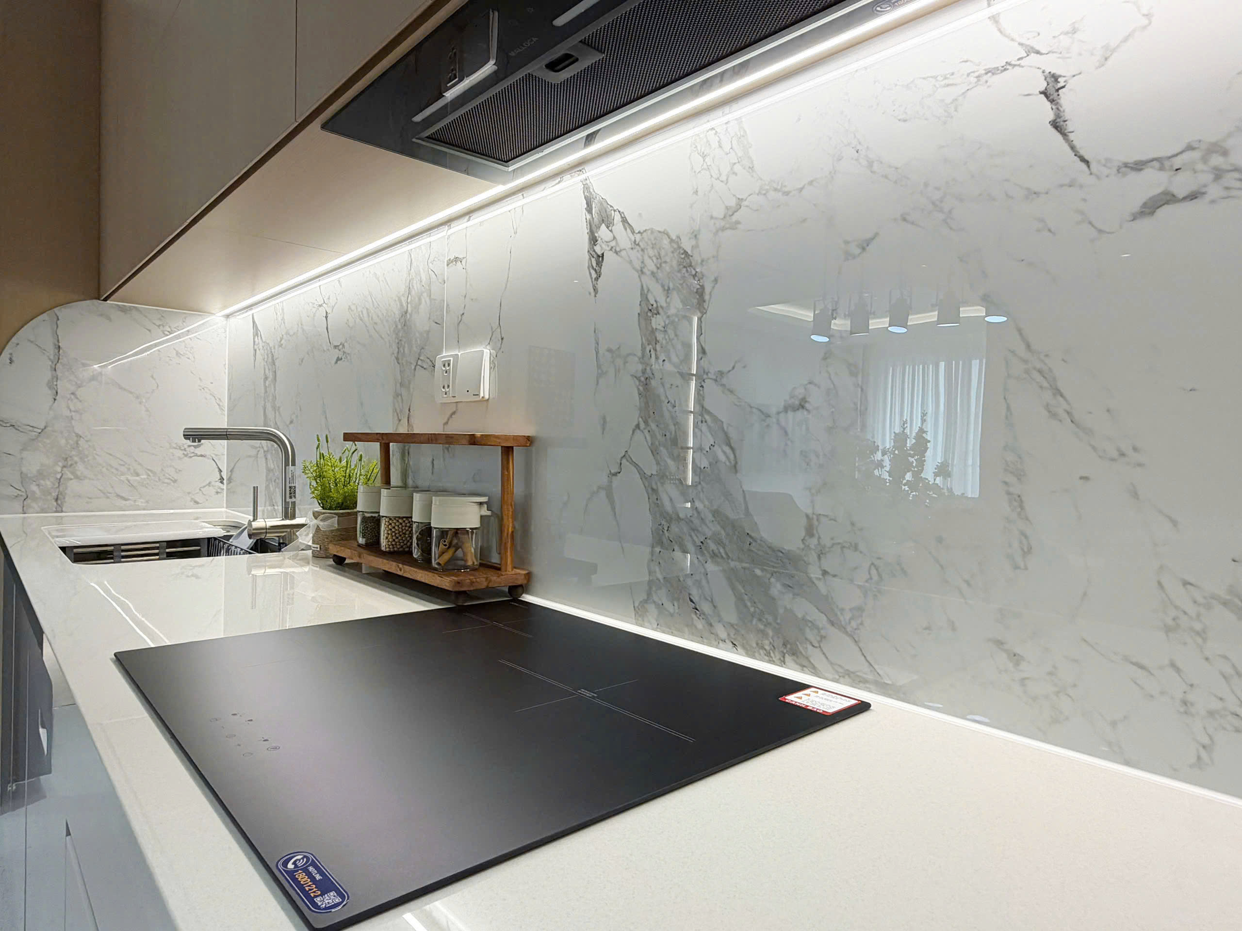 Bán hoặc cho thuê căn hộ Midtown Phú Mỹ Hưng thiết kế 3 phòng ngủ view sông lầu 6 – 121m2 8