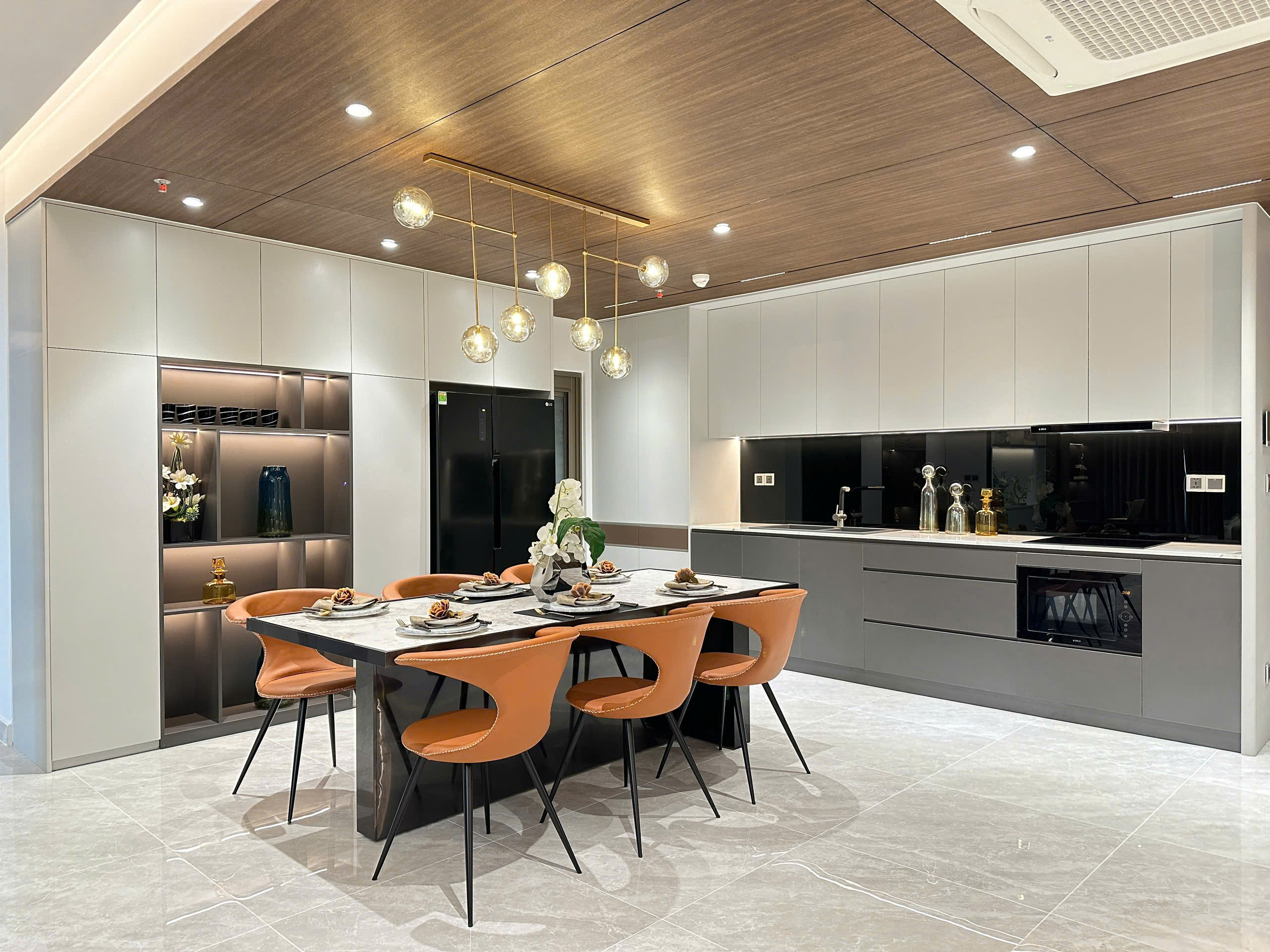 Selling or renting Midtown apartment M8 Phu My Hung, beautiful new house as pictured, block D, low floor – 124.14m2
