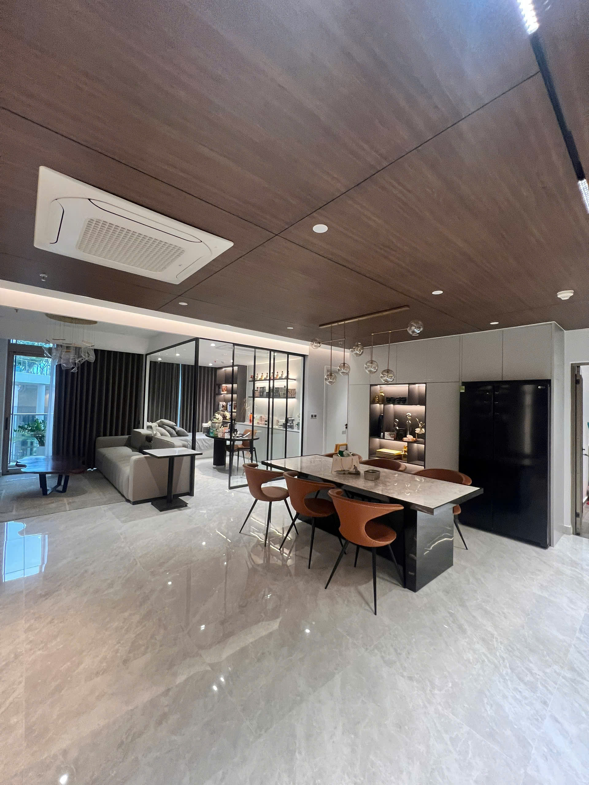 Selling or renting Midtown apartment M8 Phu My Hung, beautiful new house as pictured, block D, low floor – 124.14m2 10