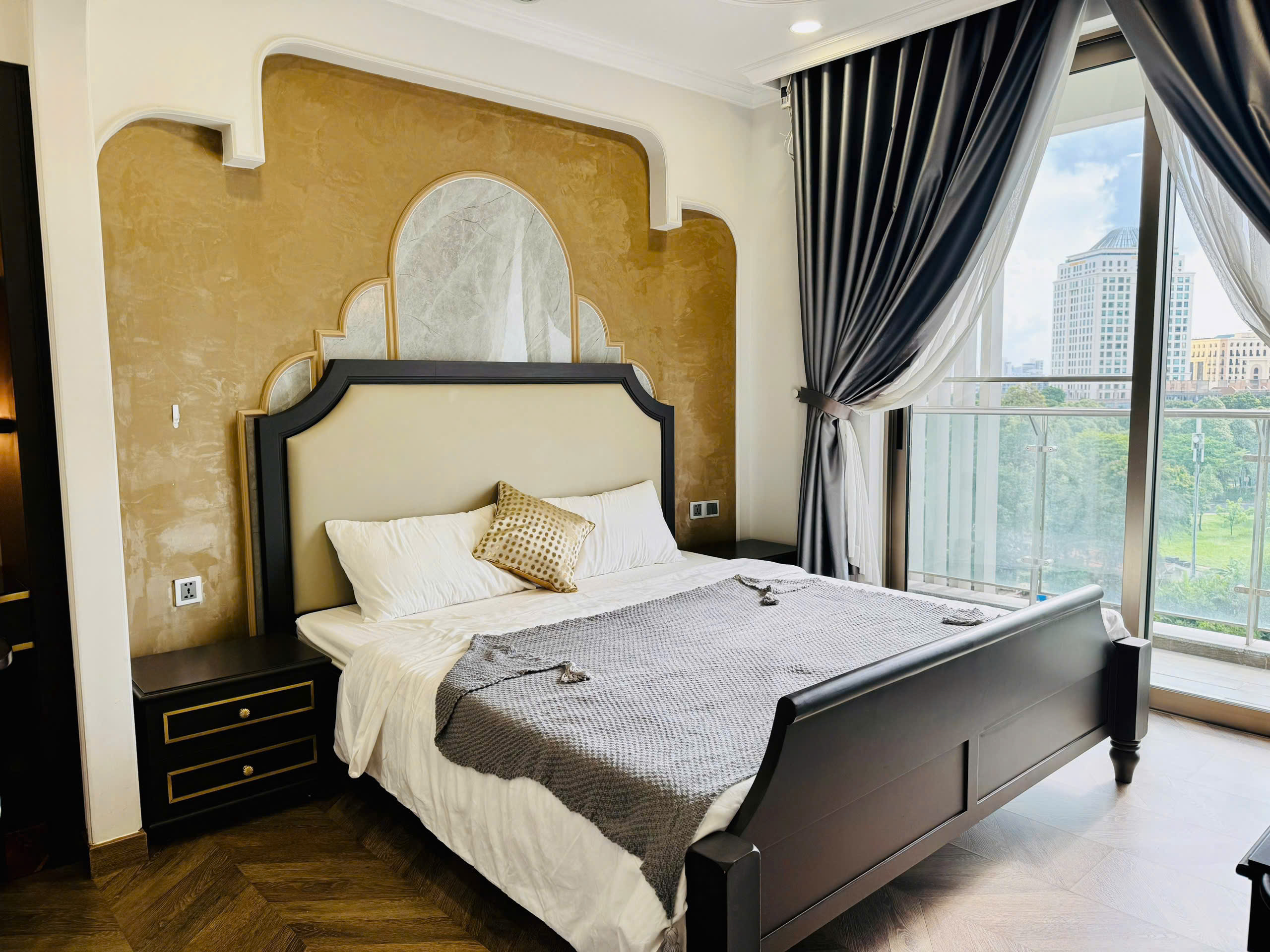 Bán căn hộ Midtown Phú Mỹ Hưng, Quận 7 căn góc thiết kế 3 phòng ngủ view sông – 124m2 2