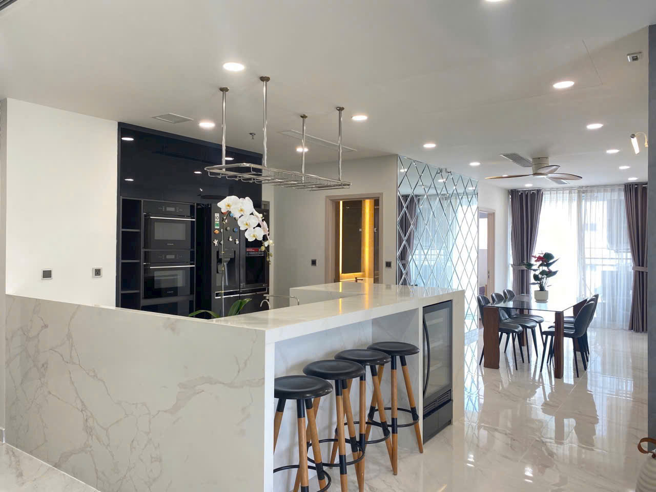 Bán căn hộ Midtown Phú Mỹ Hưng, Quận 7 thiết kế 3 phòng ngủ + phòng làm việc, block E lầu 10 – 131m2 12