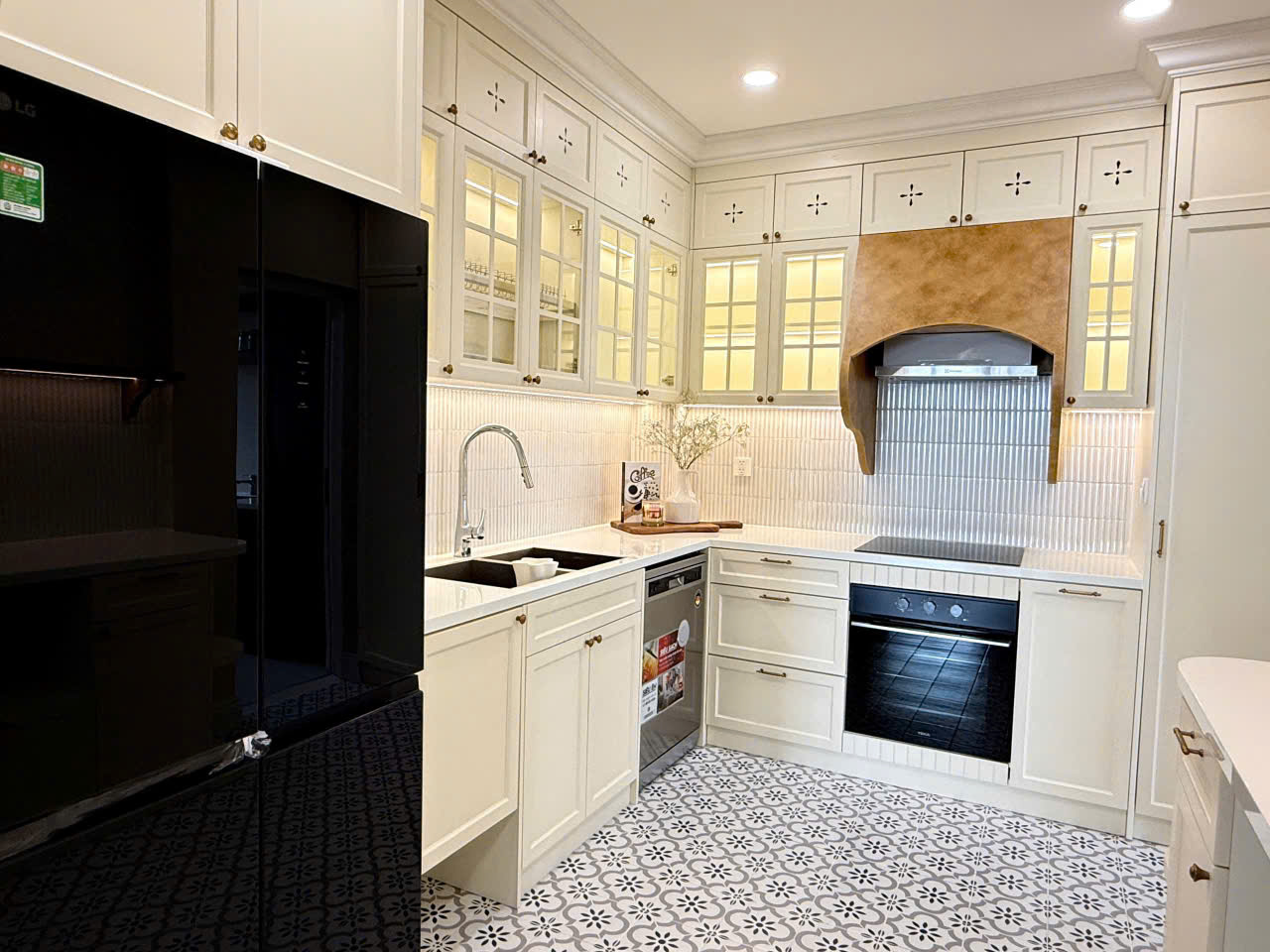 Bán căn hộ Mỹ Đức Phú Mỹ Hưng nhà mới đẹp thiết kế 3 phòng ngủ view sông – 115m2 1