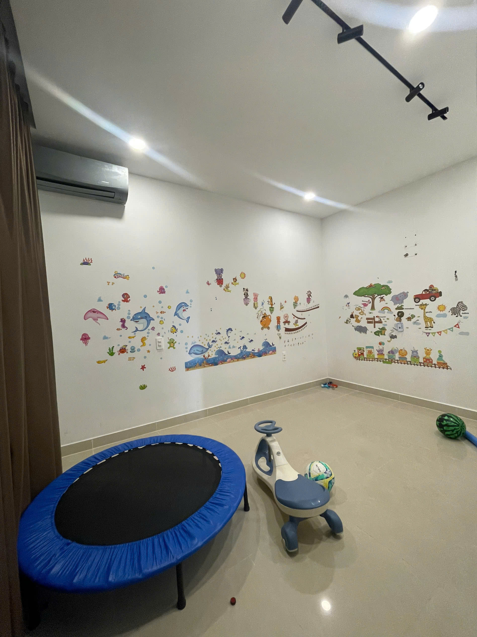 Cho thuê căn hộ Mỹ Khánh 4 Phú Mỹ Hưng, Quận 7 có 3 phòng ngủ, lầu 7 4