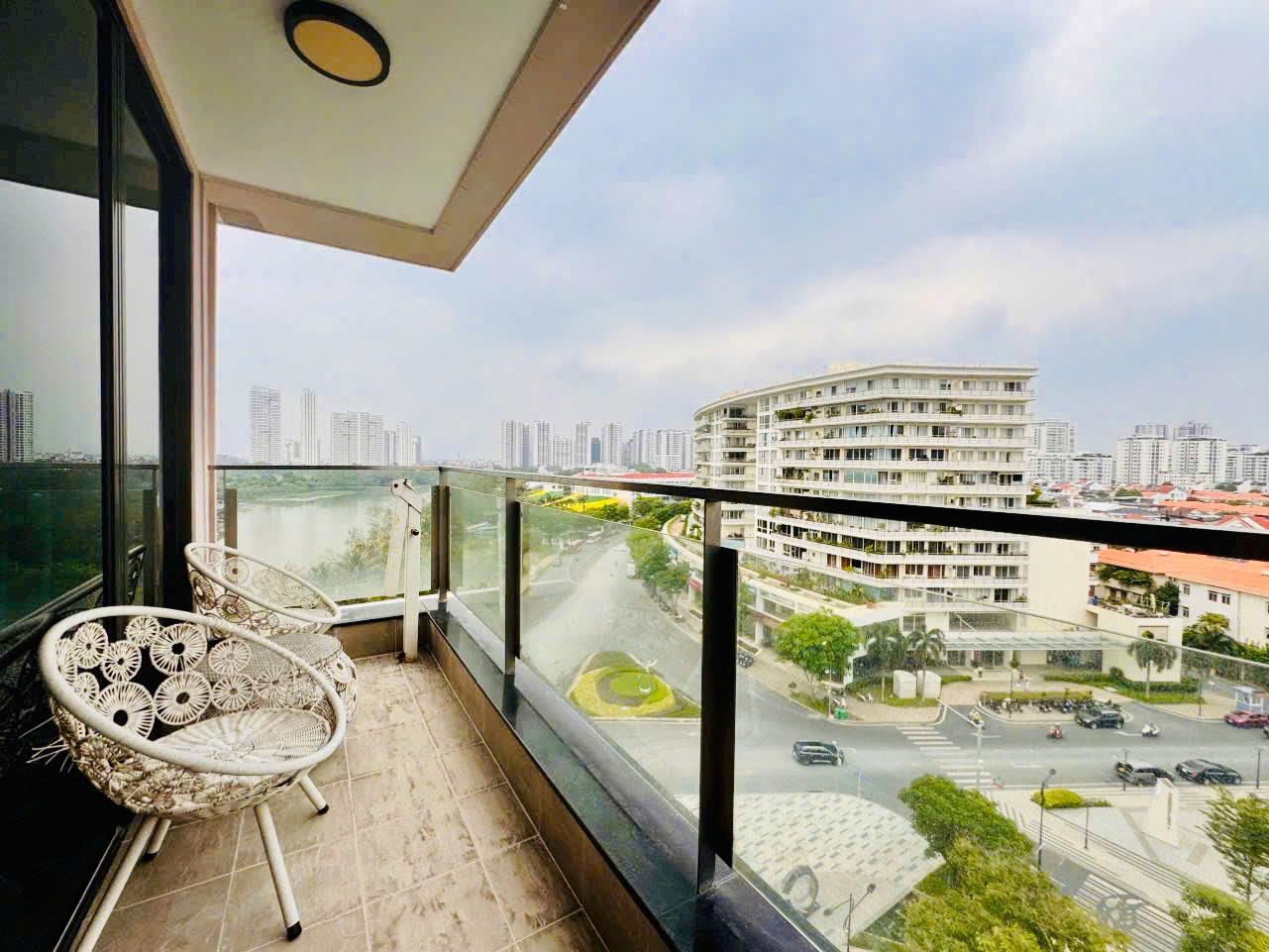 Bán hoặc cho thuê căn hộ Panorama Phú Mỹ Hưng, Quận 7 có 2 phòng ngủ, view sông, kênh đào – 143m2 2