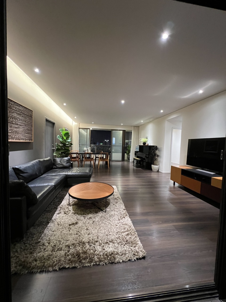 Panorama apartment for rent in Phu My Hung, District 7 with 3 bedrooms, river view 6