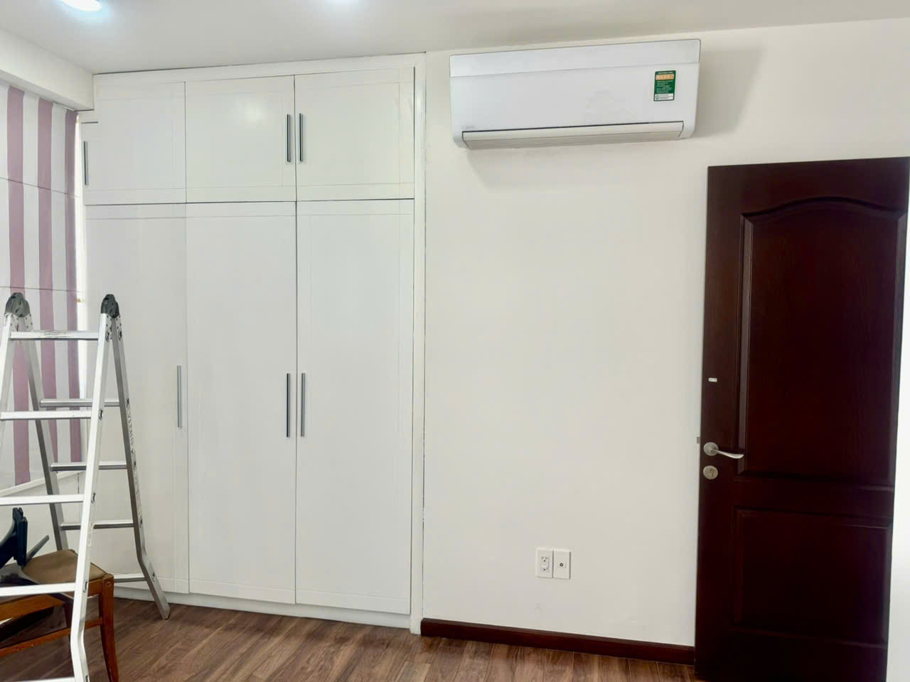 Cho thuê căn hộ cao cấp Panorama Phú Mỹ Hưng, Quận 7 có 3 phòng ngủ lầu 17 view sông đầy đủ nội thất 4