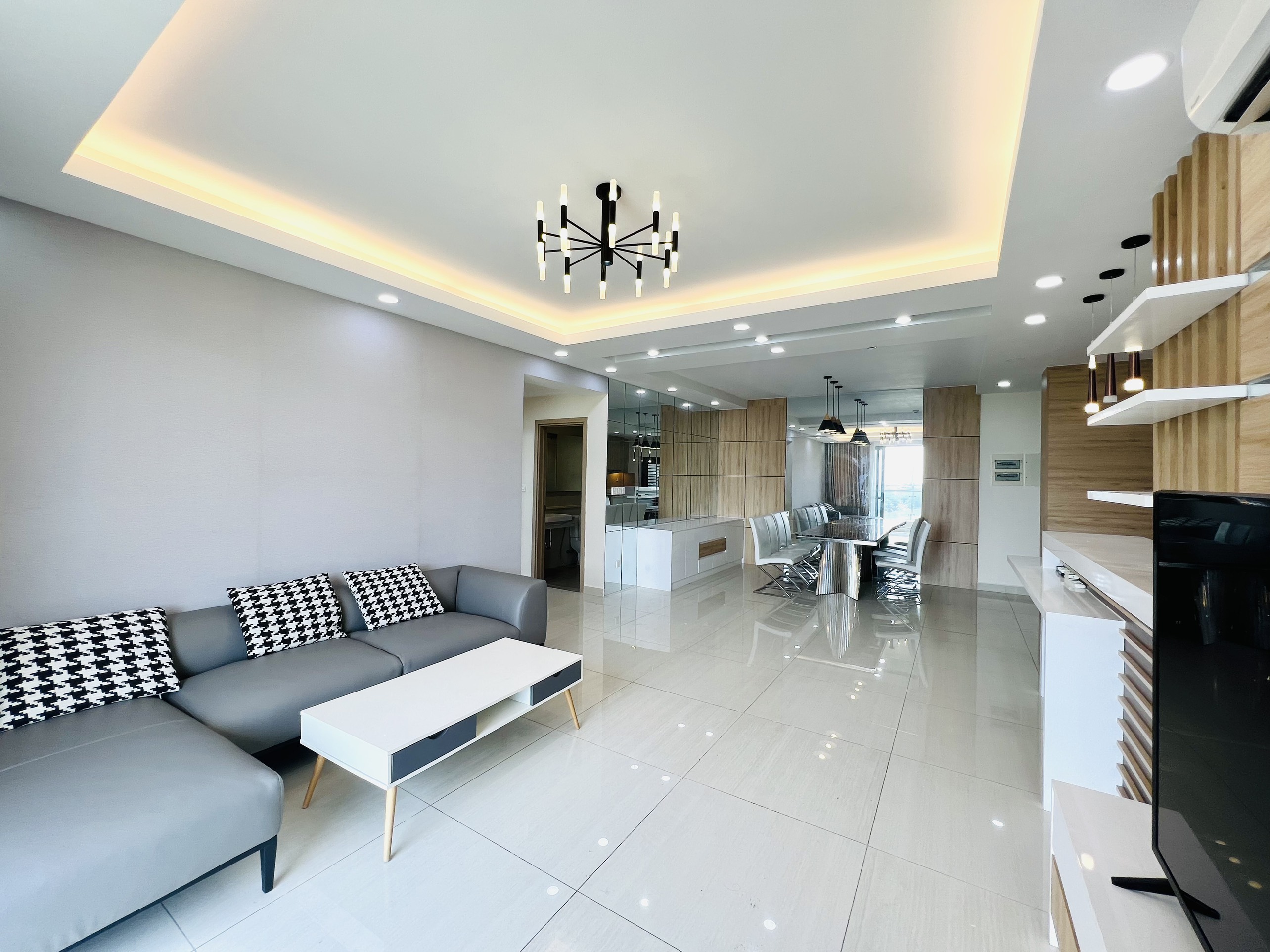 Apartment for rent Riverpark Premier in Phu My Hung, District 7 with 3 bedrooms 4