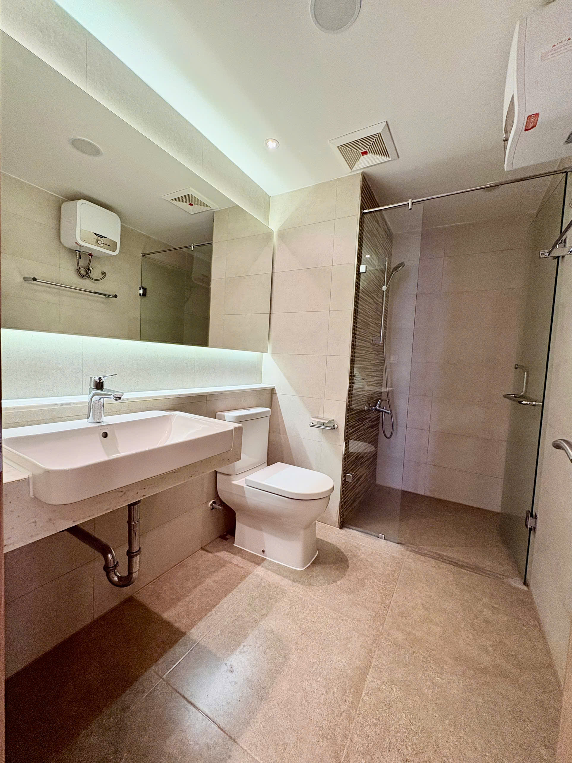 Cho thuê căn hộ Riverpark Premier Phú Mỹ Hưng thiết kế 3 phòng ngủ, block B lầu 5 – 123m2 2