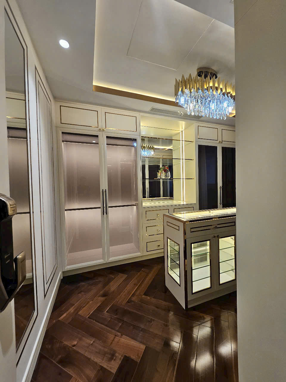 Bán căn hộ Riverpark Premier Phú Mỹ Hưng, Quận 7 nhà siêu đẹp, lầu 8, view hướng Nam – 124m2 4