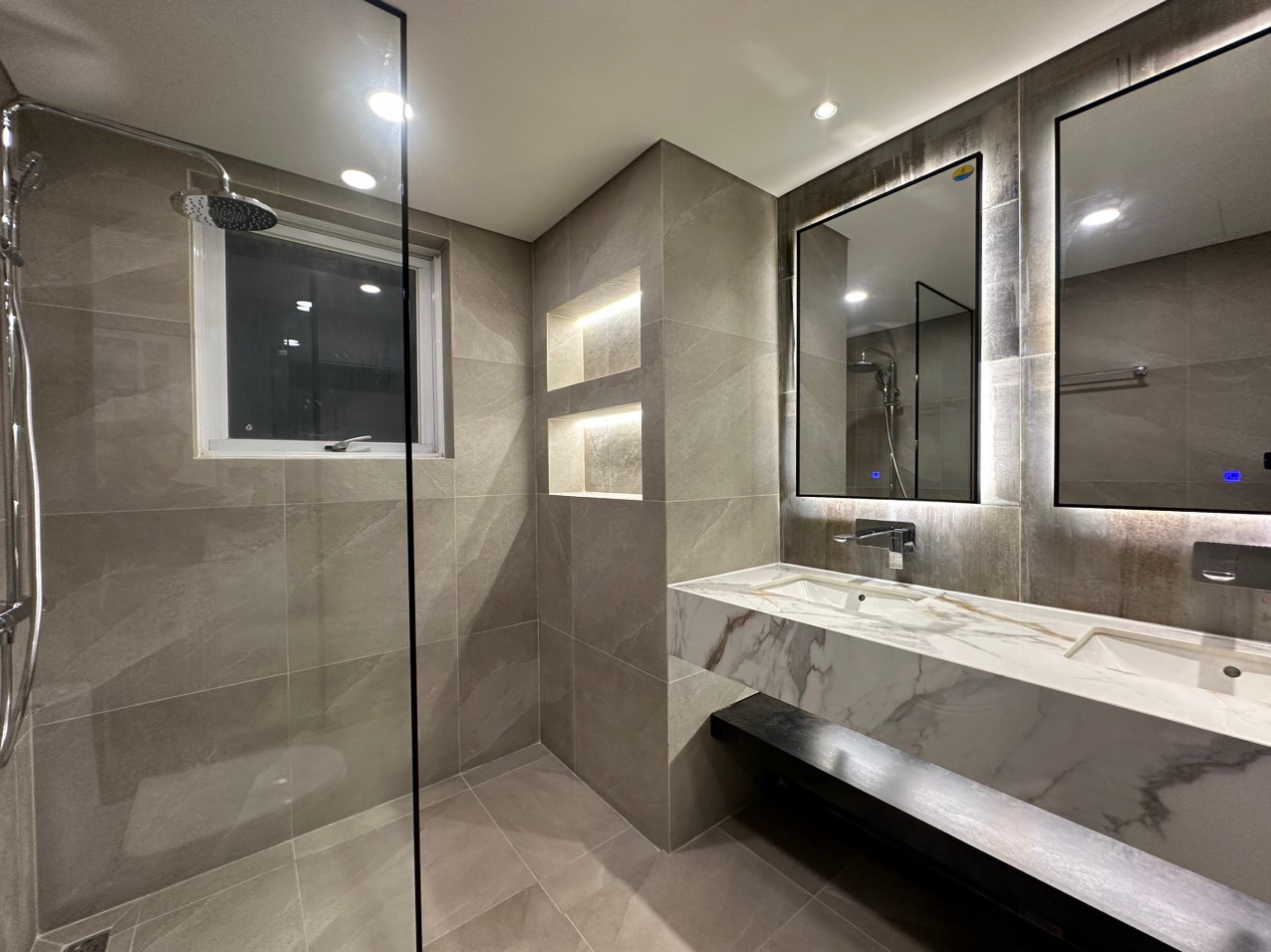 Cho thuê căn hộ cao cấp Riverside Residence Phú Mỹ Hưng, Quận 7 có 3 phòng ngủ view sông 17