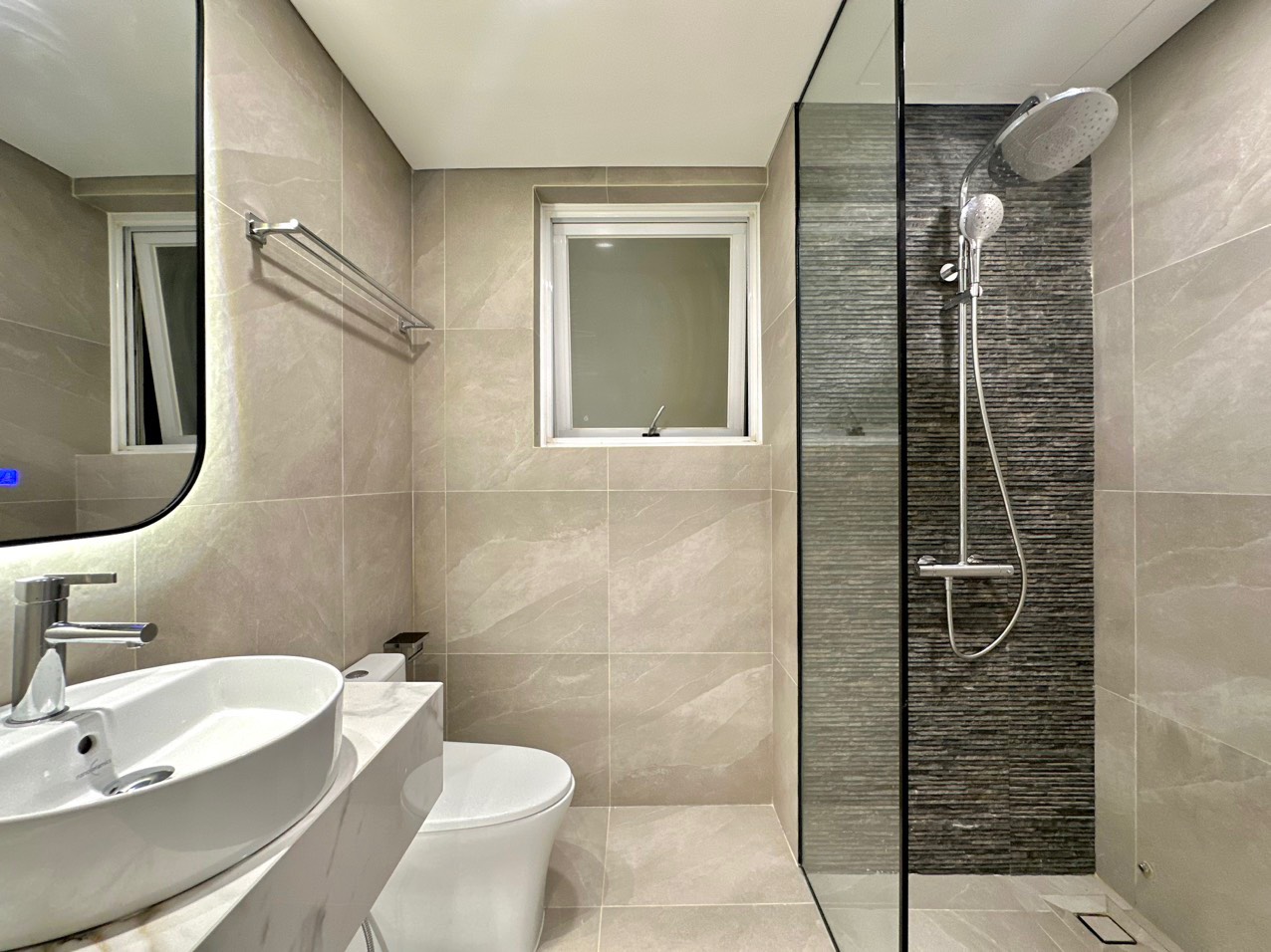 Cho thuê căn hộ cao cấp Riverside Residence Phú Mỹ Hưng, Quận 7 có 3 phòng ngủ view sông 16