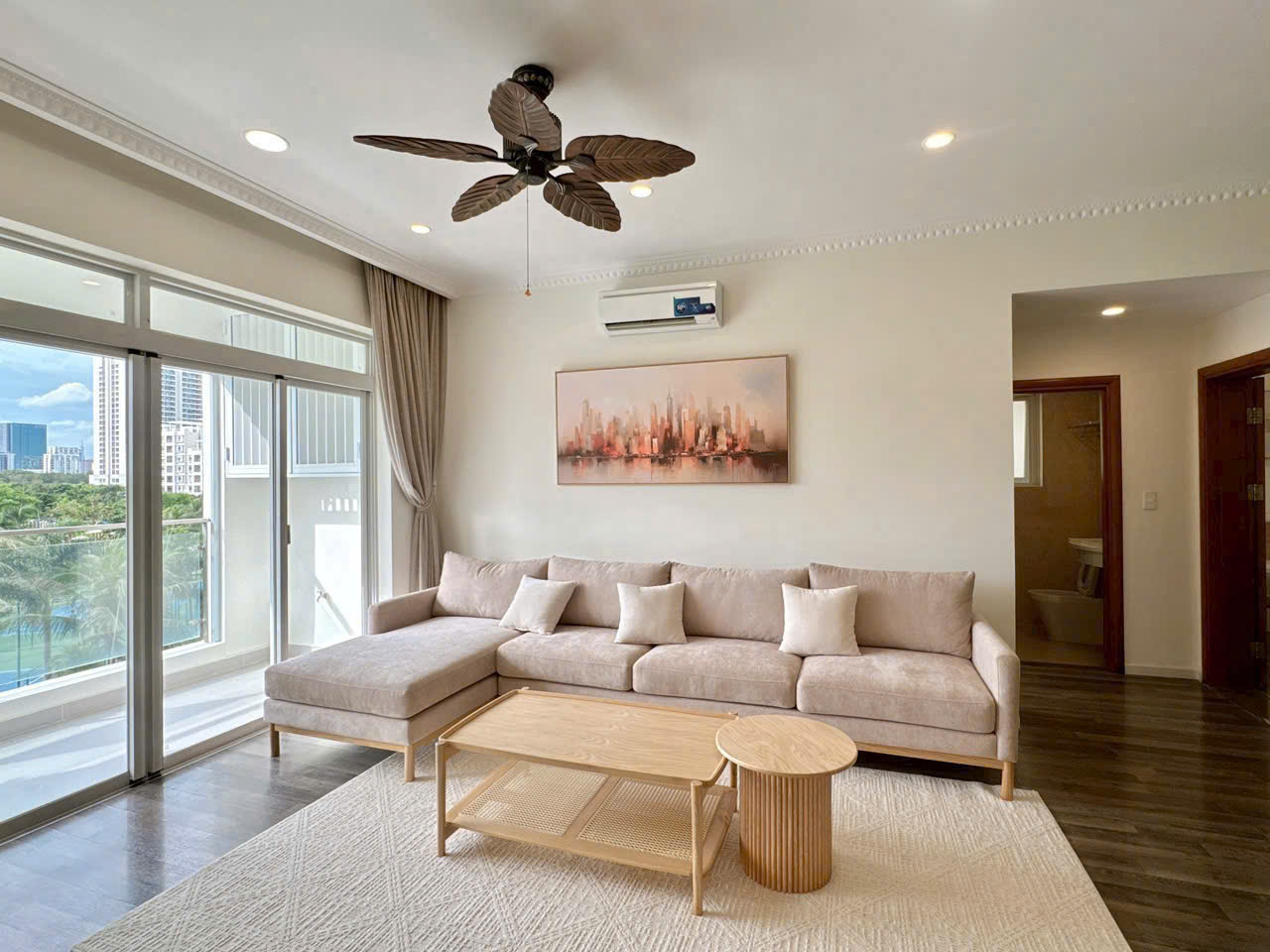 Selling or renting Riverside Residence Phu My Hung apartment with 3 bedrooms river view – 130m2 1