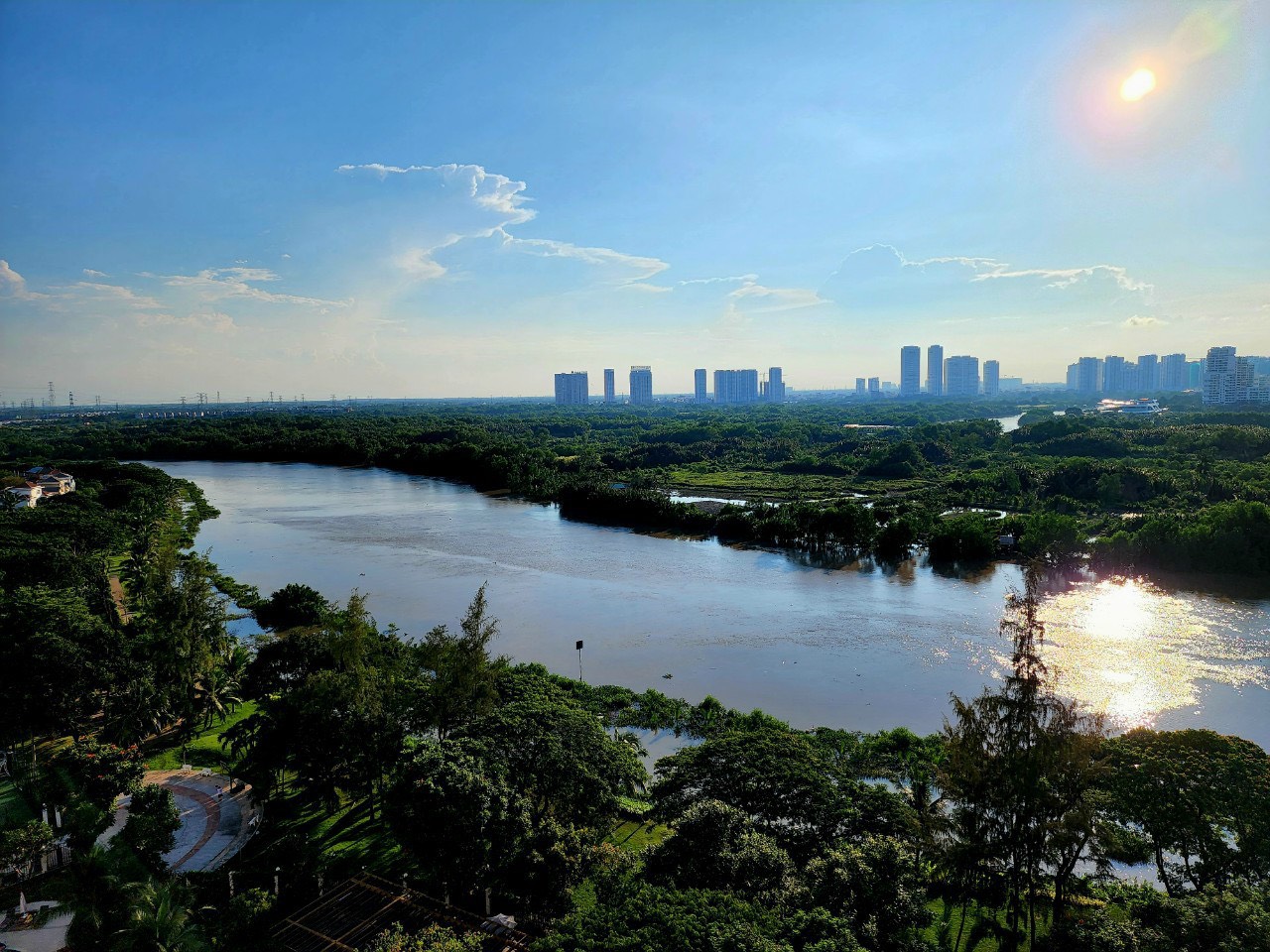 Riverside Residence Phu My Hung apartment for sale, District 7 has 3 bedrooms river view 4