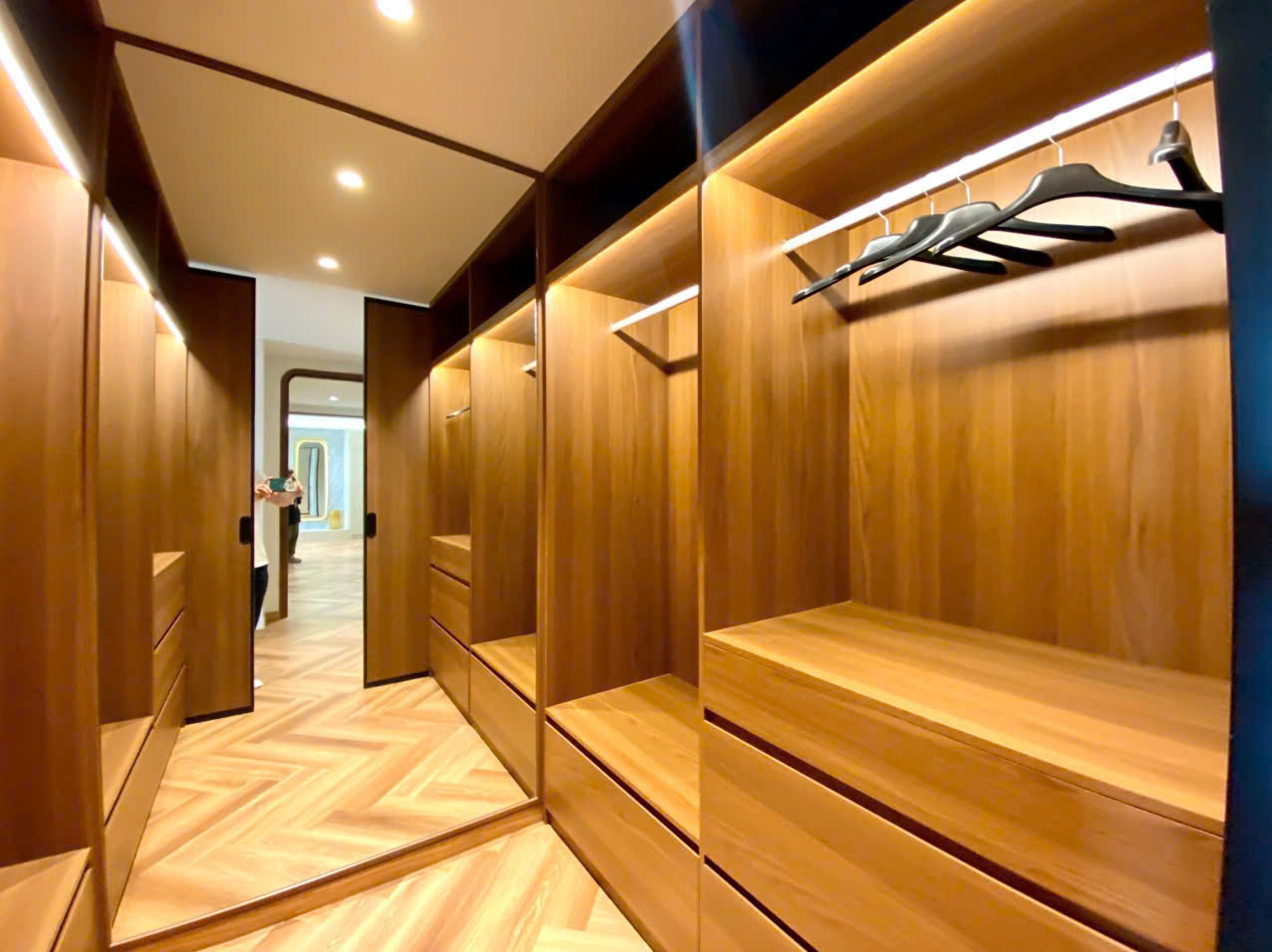 Cho thuê căn hộ Riverside Residence Phú Mỹ Hưng, Quận 7 nhà mới thiết kế 3 phòng ngủ, lầu 6 – 140m2 12