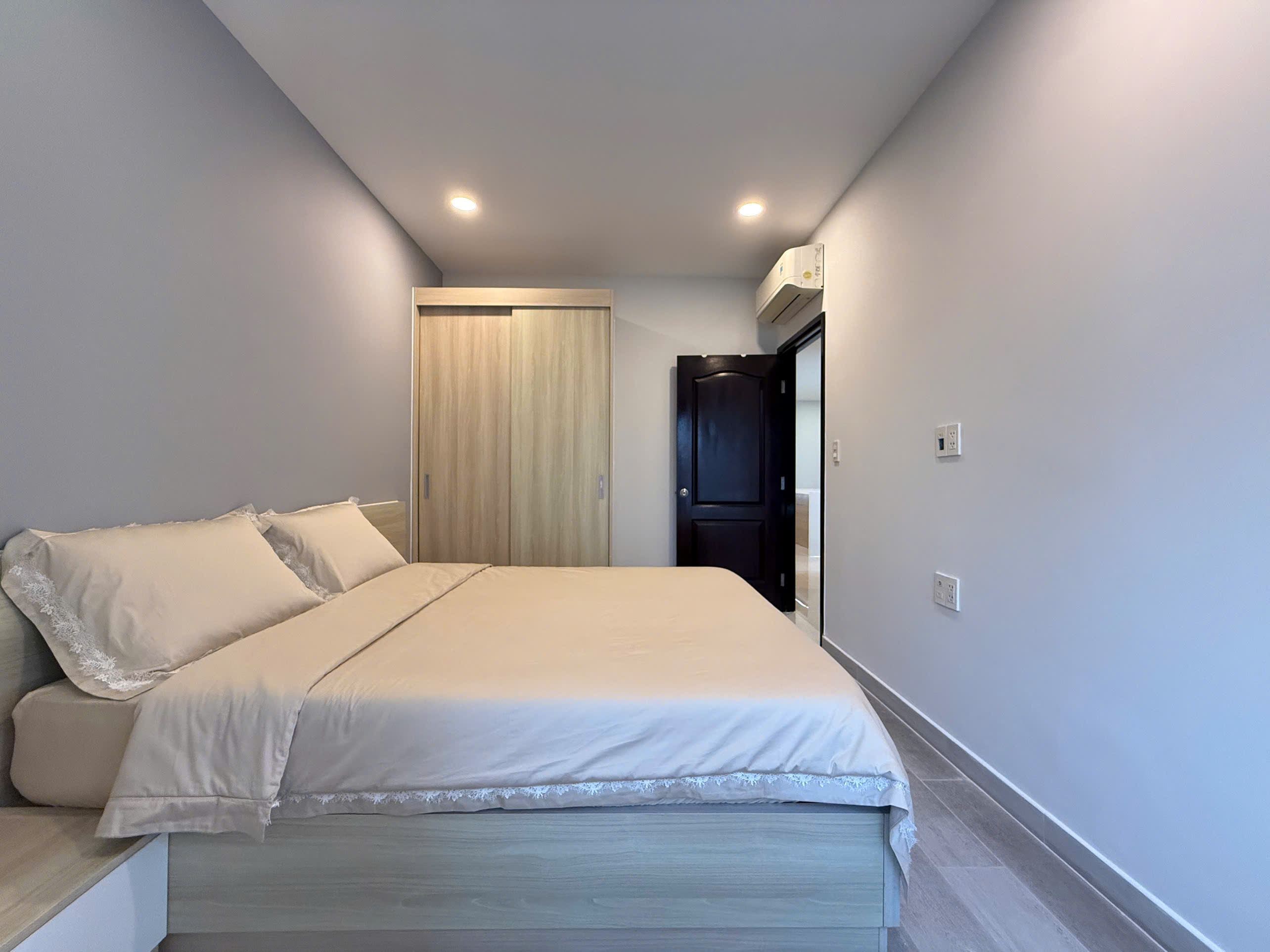 Bán hoặc cho thuê căn hộ Riverside Residence Phú Mỹ Hưng thiết kế 3 phòng ngủ view sông – 146m2 6