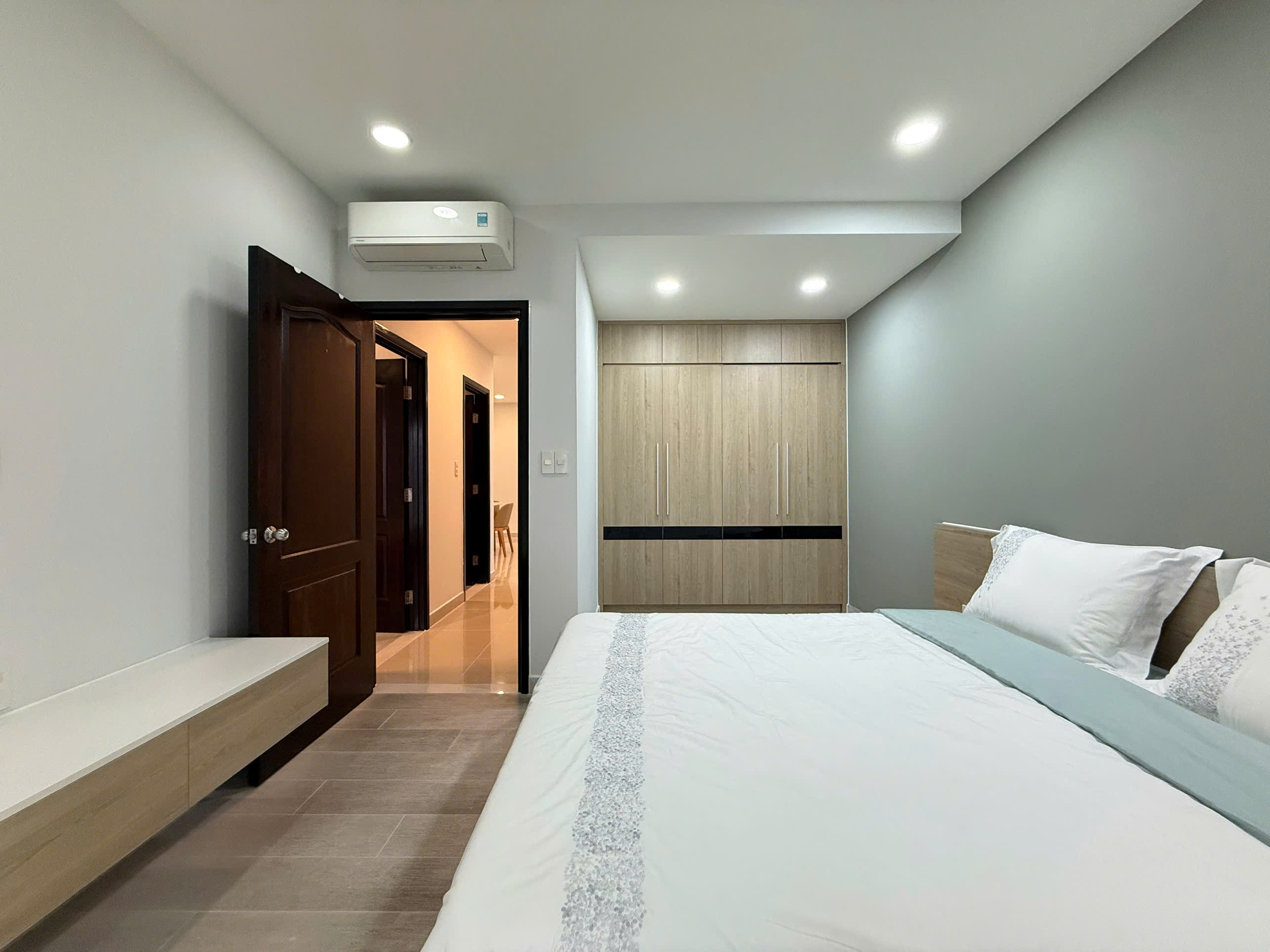Bán hoặc cho thuê căn hộ Riverside Residence Phú Mỹ Hưng thiết kế 3 phòng ngủ view sông – 146m2 3