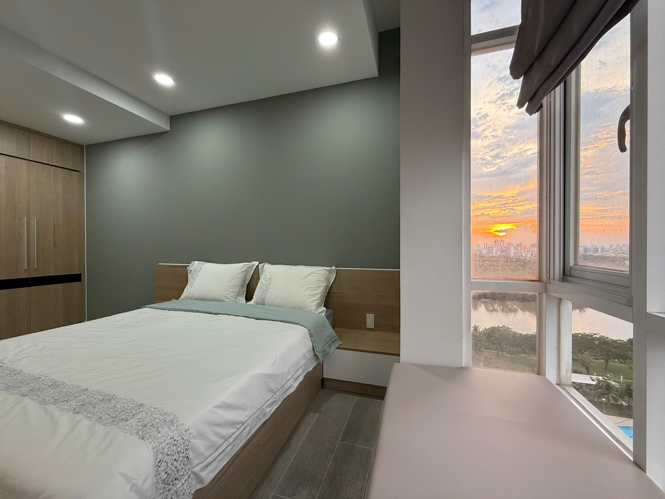 Bán hoặc cho thuê căn hộ Riverside Residence Phú Mỹ Hưng thiết kế 3 phòng ngủ view sông – 146m2 2