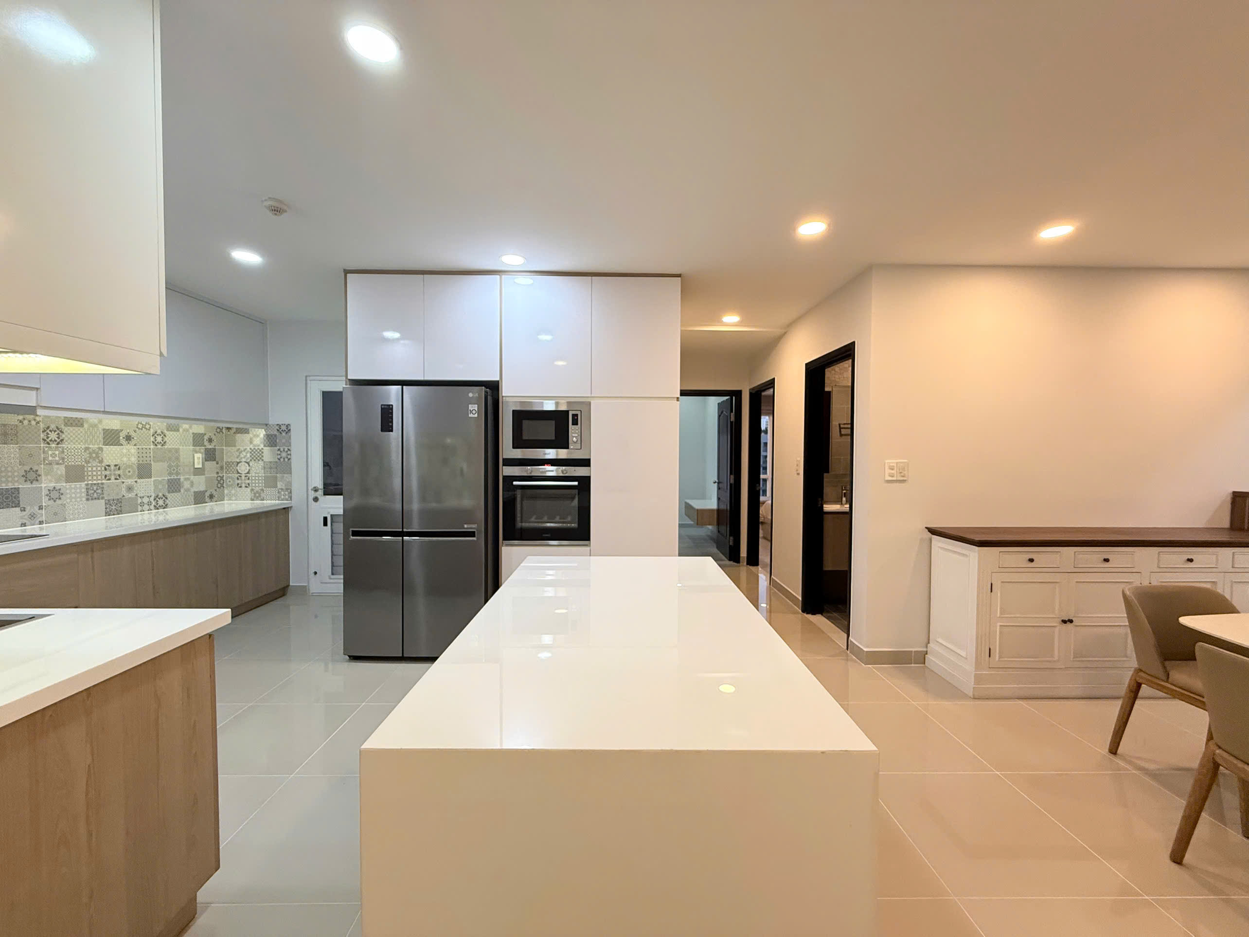 Bán hoặc cho thuê căn hộ Riverside Residence Phú Mỹ Hưng thiết kế 3 phòng ngủ view sông – 146m2 12