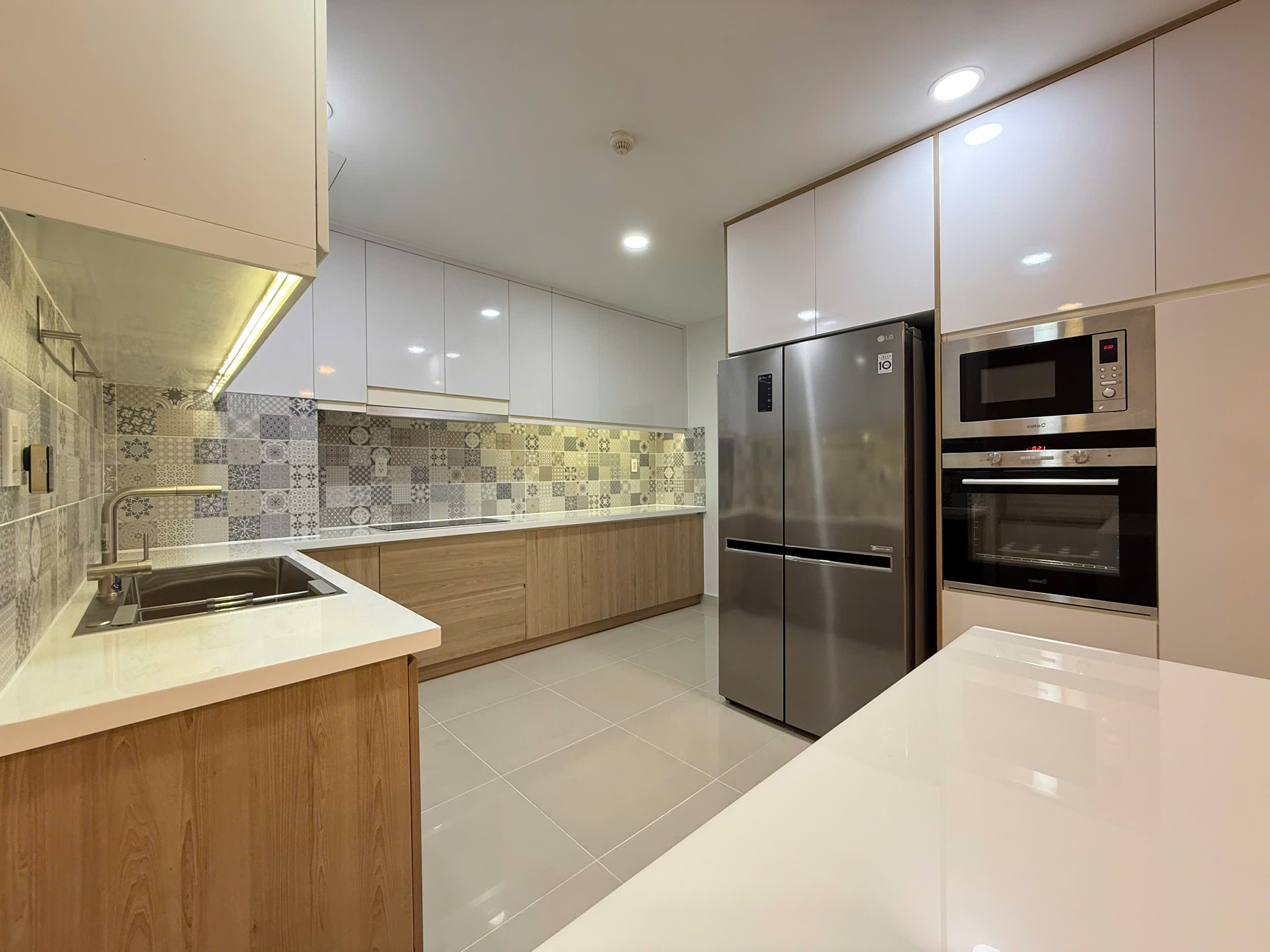 Bán hoặc cho thuê căn hộ Riverside Residence Phú Mỹ Hưng thiết kế 3 phòng ngủ view sông – 146m2 11