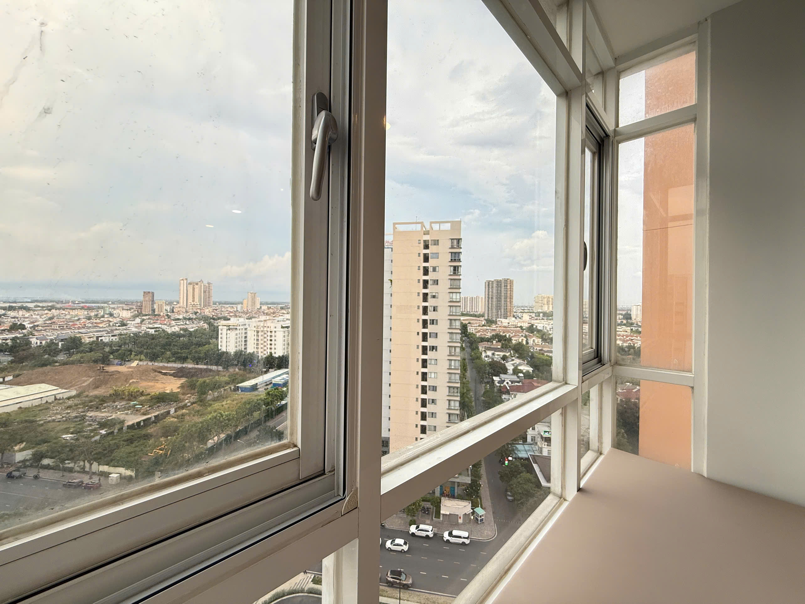 Bán hoặc cho thuê căn hộ Riverside Residence Phú Mỹ Hưng thiết kế 3 phòng ngủ view sông – 146m2 9