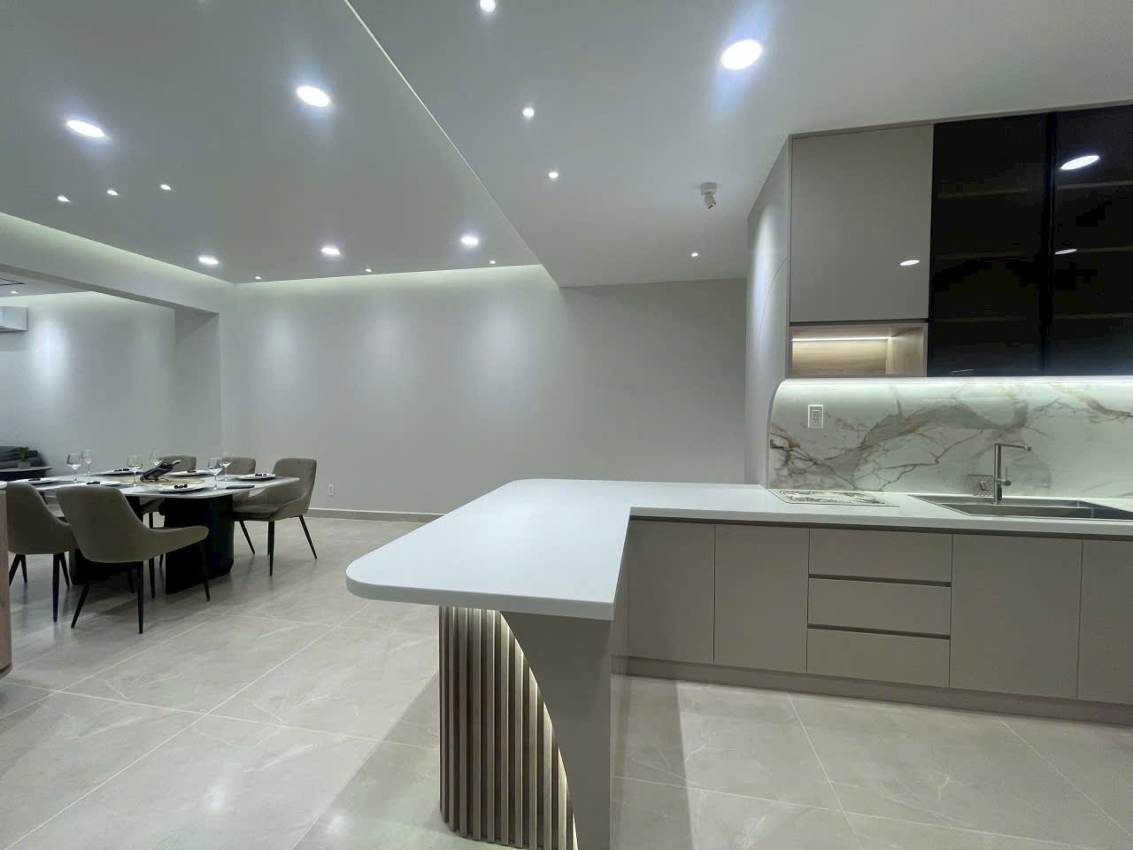 Riverside Residence Phu My Hung apartment for rent, District 7 with 3 bedrooms, 2 balconies 13