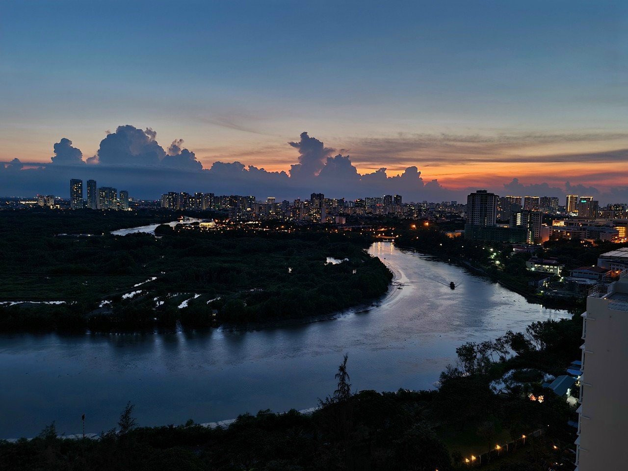 Bán căn hộ cao cấp Riverside Residence Phú Mỹ Hưng, Quận 7 có 3 phòng ngủ view sông 6