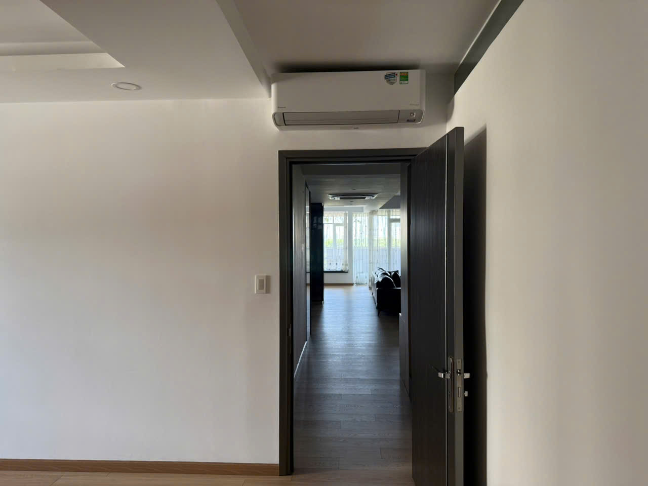 Selling or renting Riverside Residence Phu My Hung apartment with 2 bedrooms river view – 236m2 14