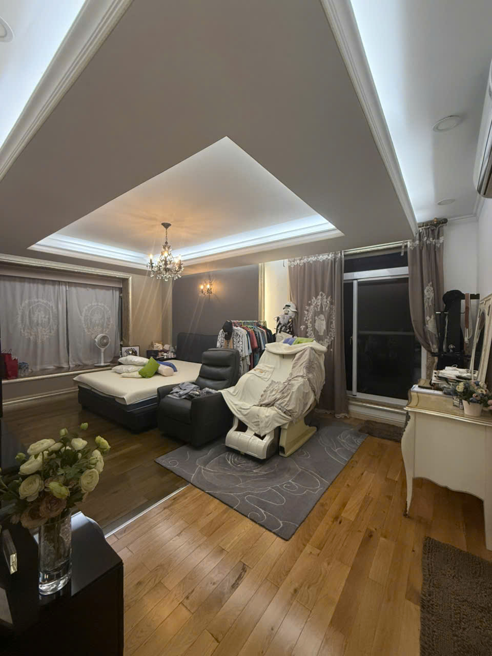 Bán căn hộ penthouse cao cấp Riverside Residence Phú Mỹ Hưng, Quận 7 có 5 phòng ngủ, lầu 25 – 374.23 5
