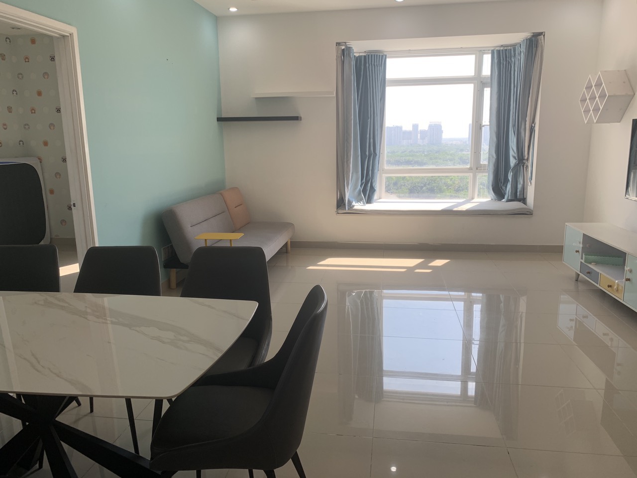 Cho thuê căn hộ Riverside Residence Phú Mỹ Hưng, Quận 7 có 2 phòng ngủ, view sông 3