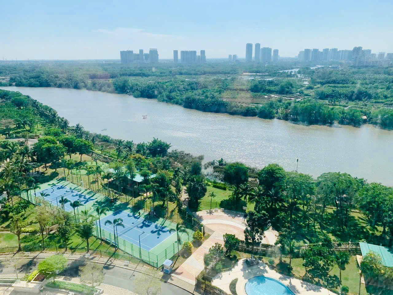 Riverside Residence Phu My Hung apartment for sale, District 7 with 2 bedrooms with commercial street view 23