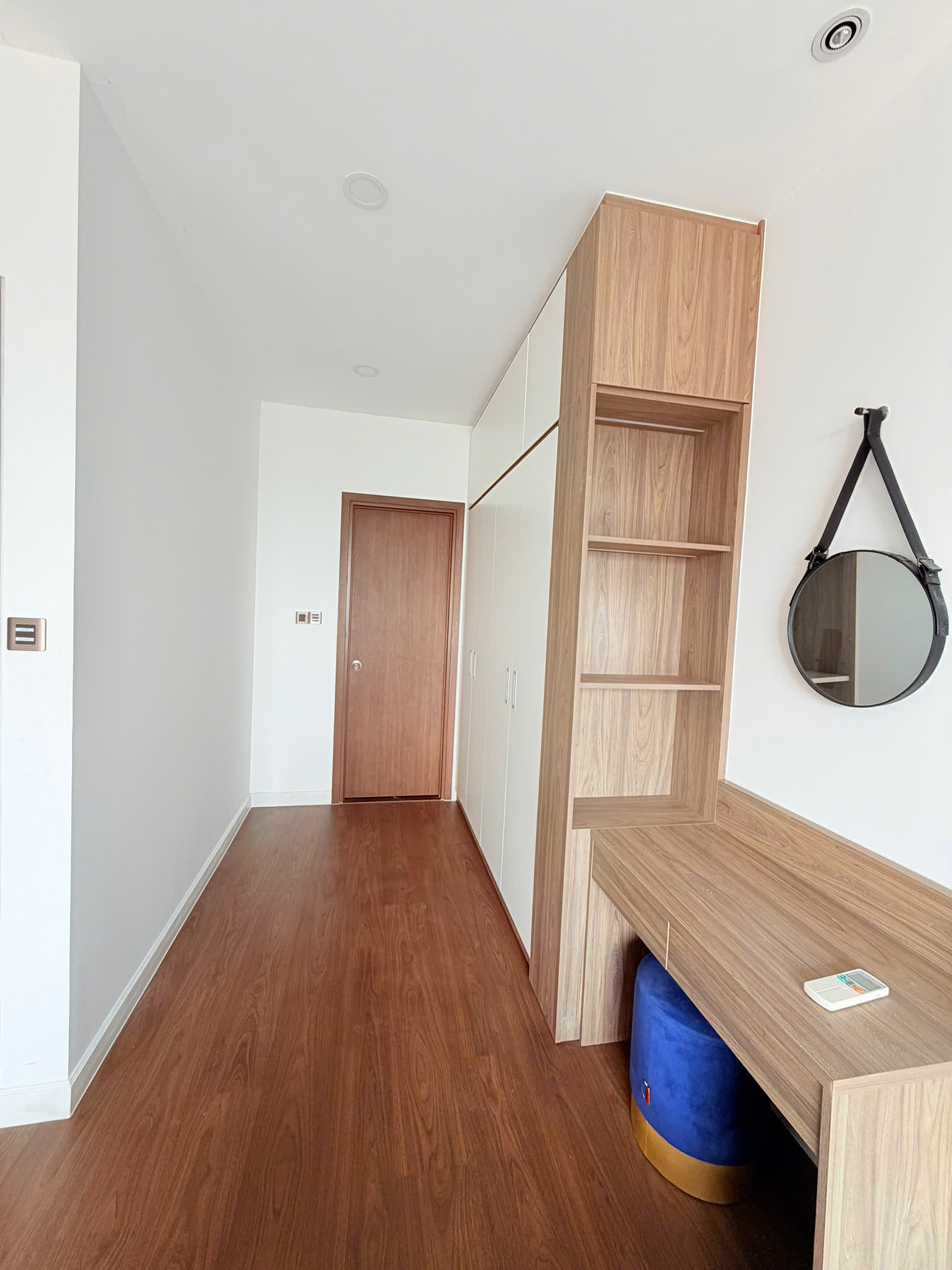 Cho thuê căn hộ Saigon Royal Riverside, Quận 4 căn góc thiết kế 2 phòng ngủ lầu 19 view sông – 88m2 10