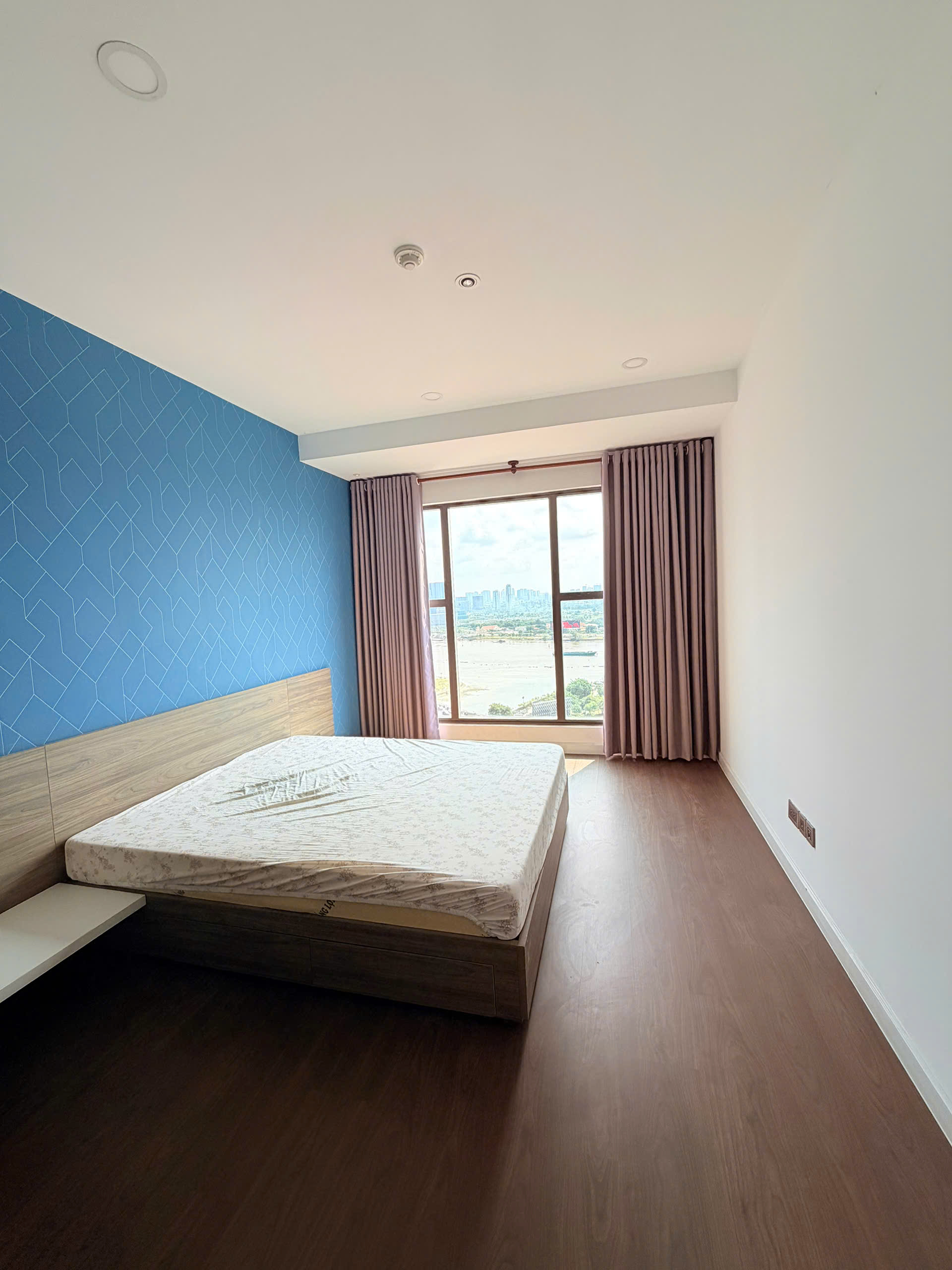 Cho thuê căn hộ Saigon Royal Riverside, Quận 4 căn góc thiết kế 2 phòng ngủ lầu 19 view sông – 88m2 5