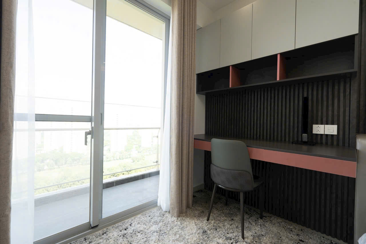 Cho thuê căn hộ Scenic Valley Phú Mỹ Hưng có 3 phòng ngủ view sông, sân golf 17