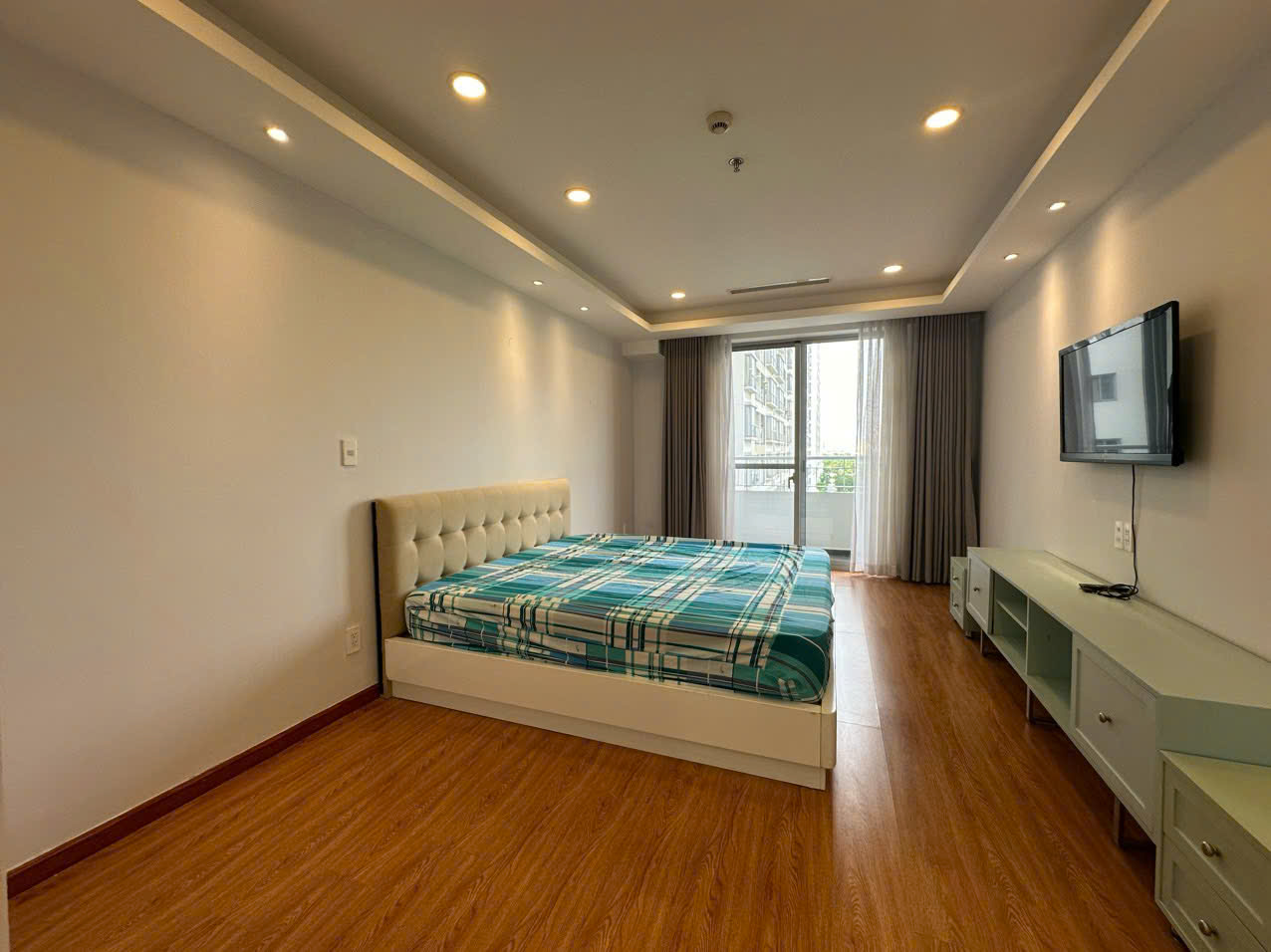 Cho thuê căn hộ Scenic Valley Phú Mỹ Hưng, Quận 7 có 4 phòng ngủ đầy đủ nội thất đẹp 7