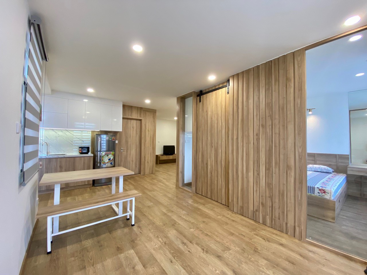 Cho thuê căn hộ Sky Garden 3 Phú Mỹ Hưng có 1 phòng ngủ, view sông 9