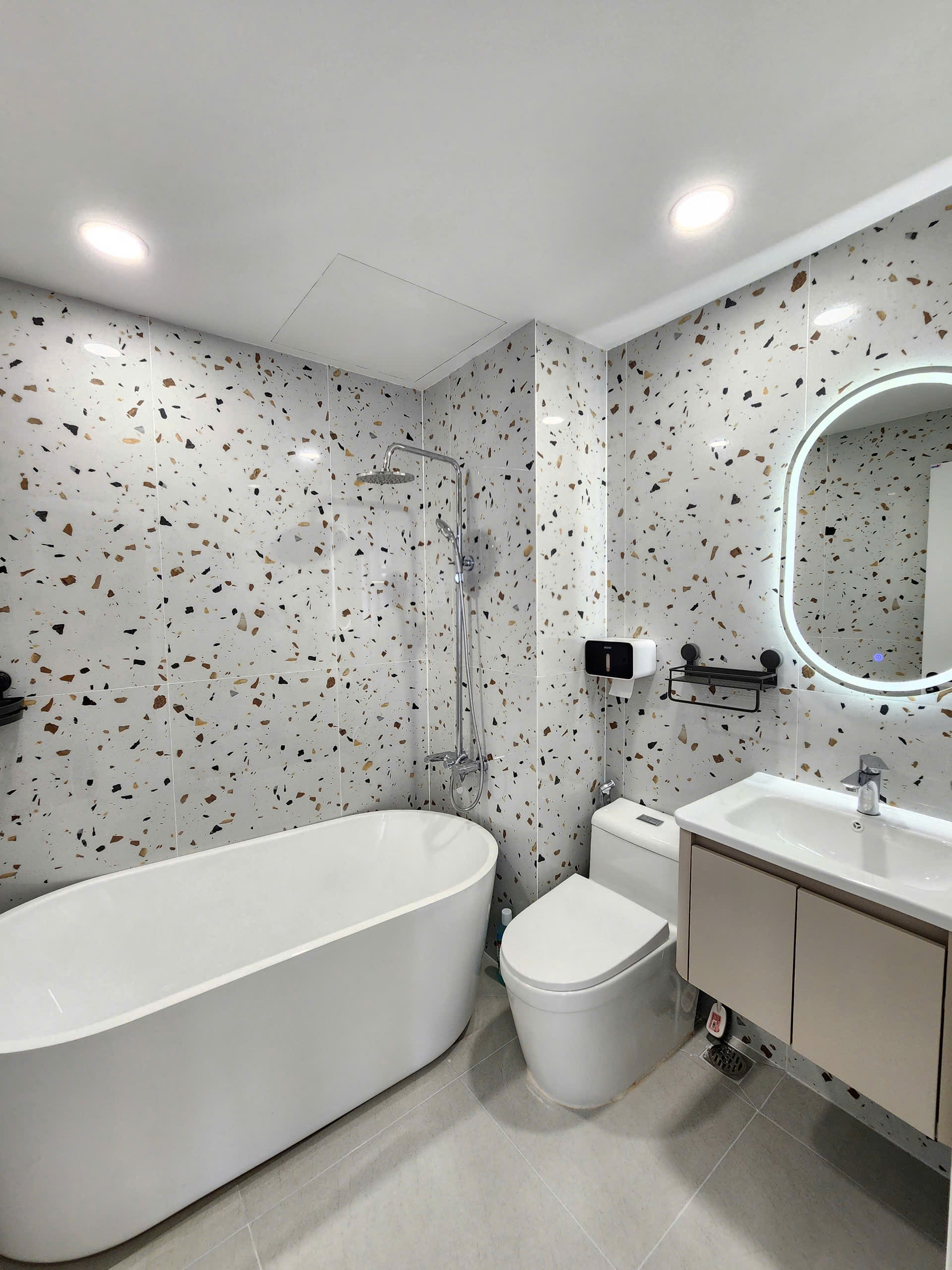 Cho thuê căn hộ Sky Garden 3 Phú Mỹ Hưng, Quận 7 nhà mới thiết kế 2 phòng ngủ view hồ bơi – 56m2 4